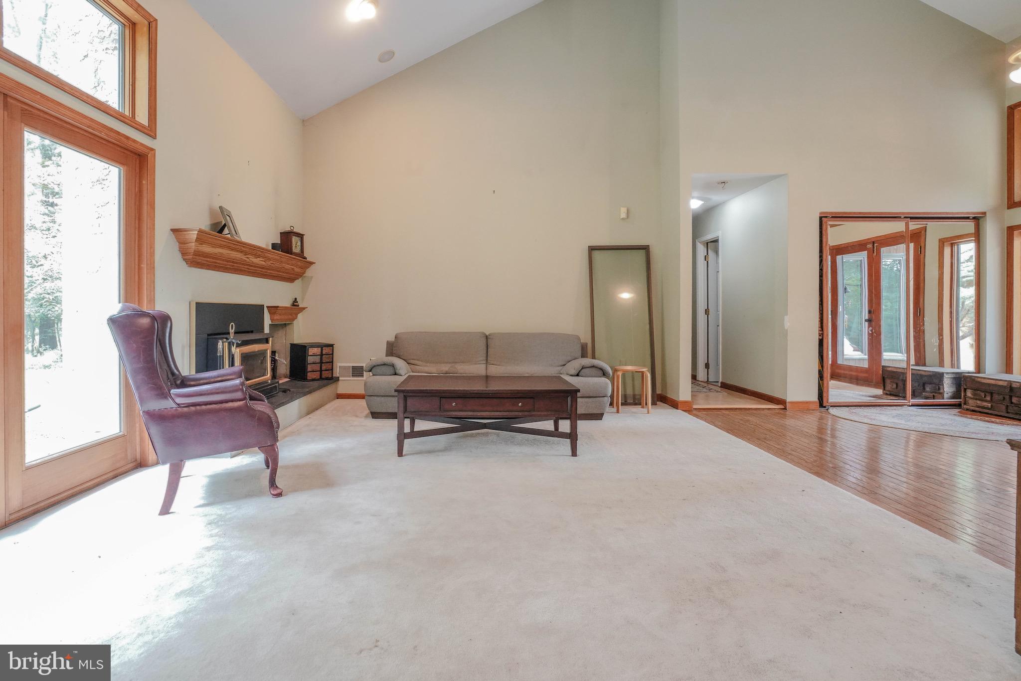 KINTNERSVILLE - Residential