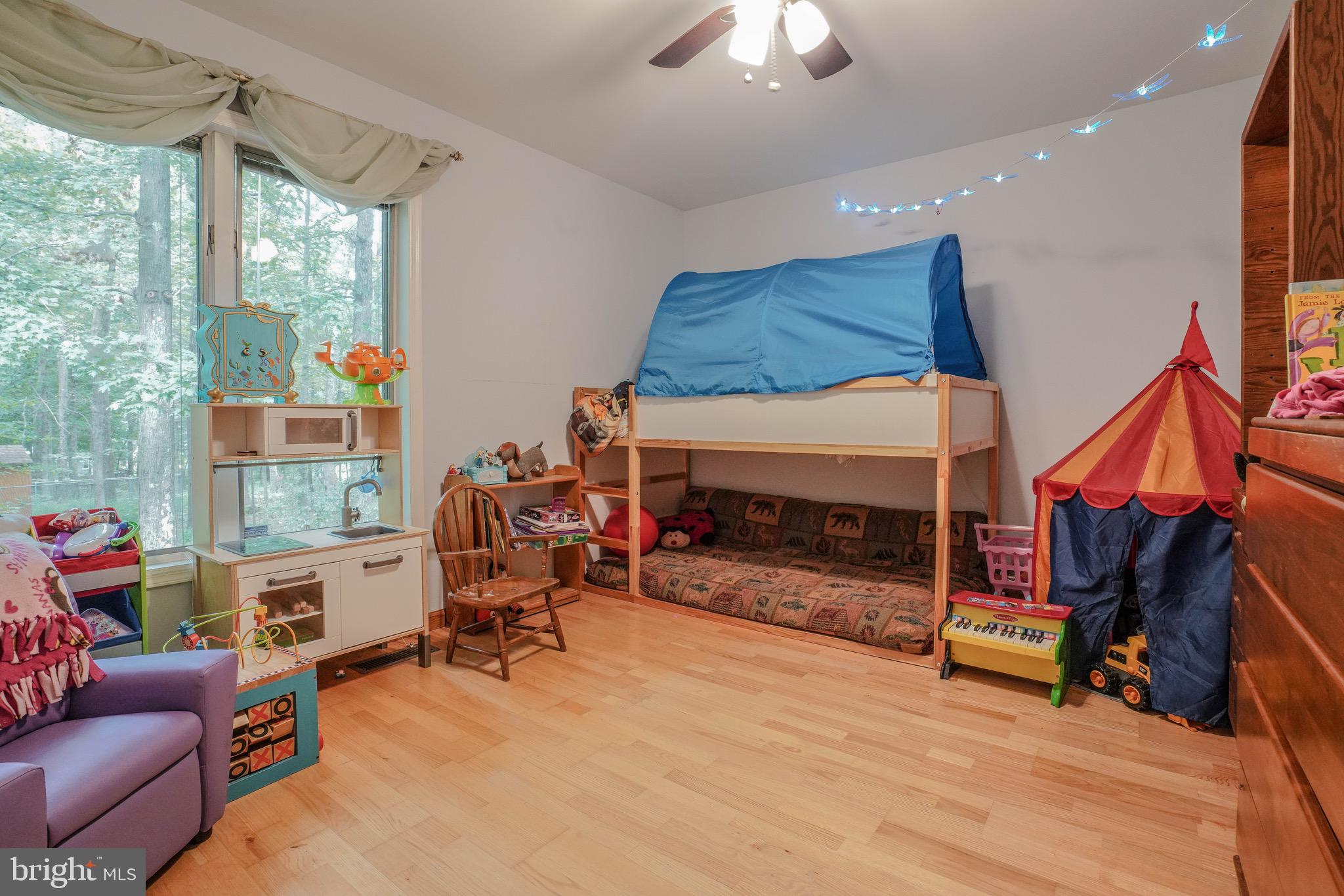 KINTNERSVILLE - Residential