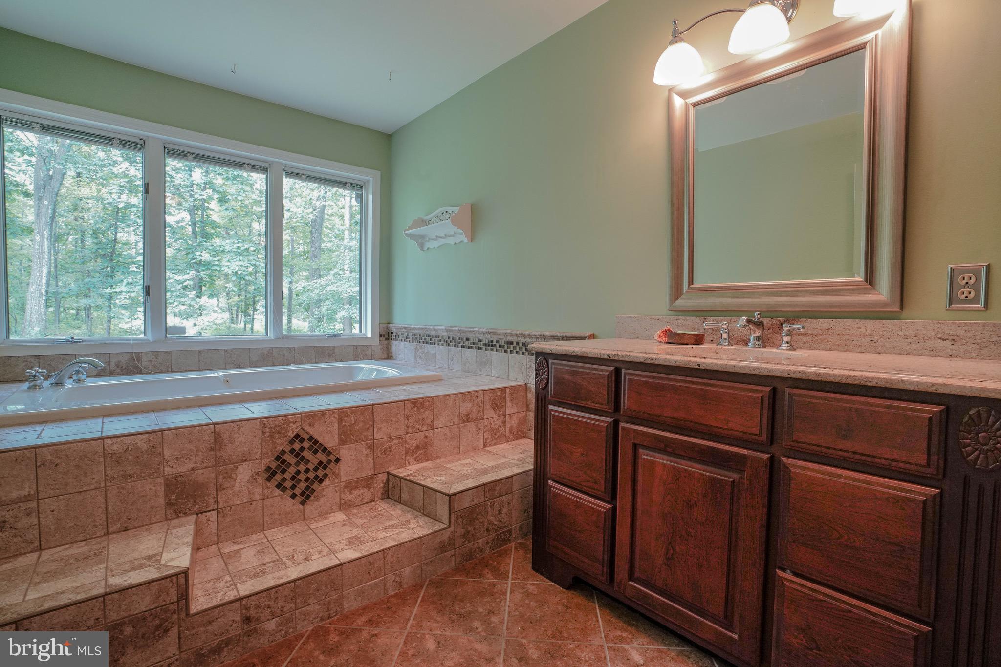 KINTNERSVILLE - Residential