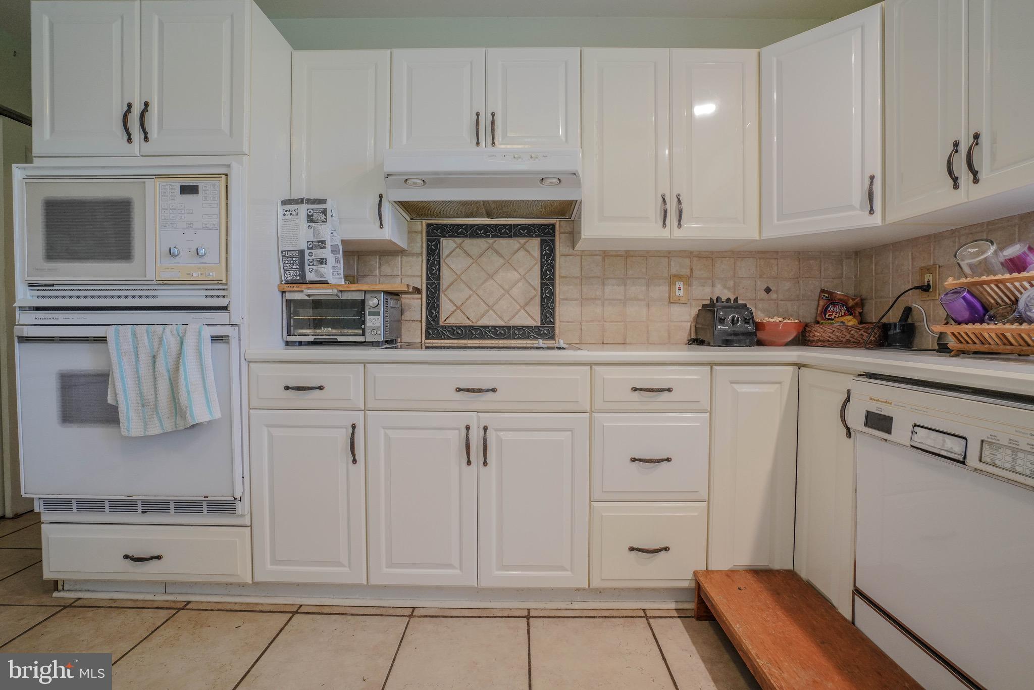 KINTNERSVILLE - Residential