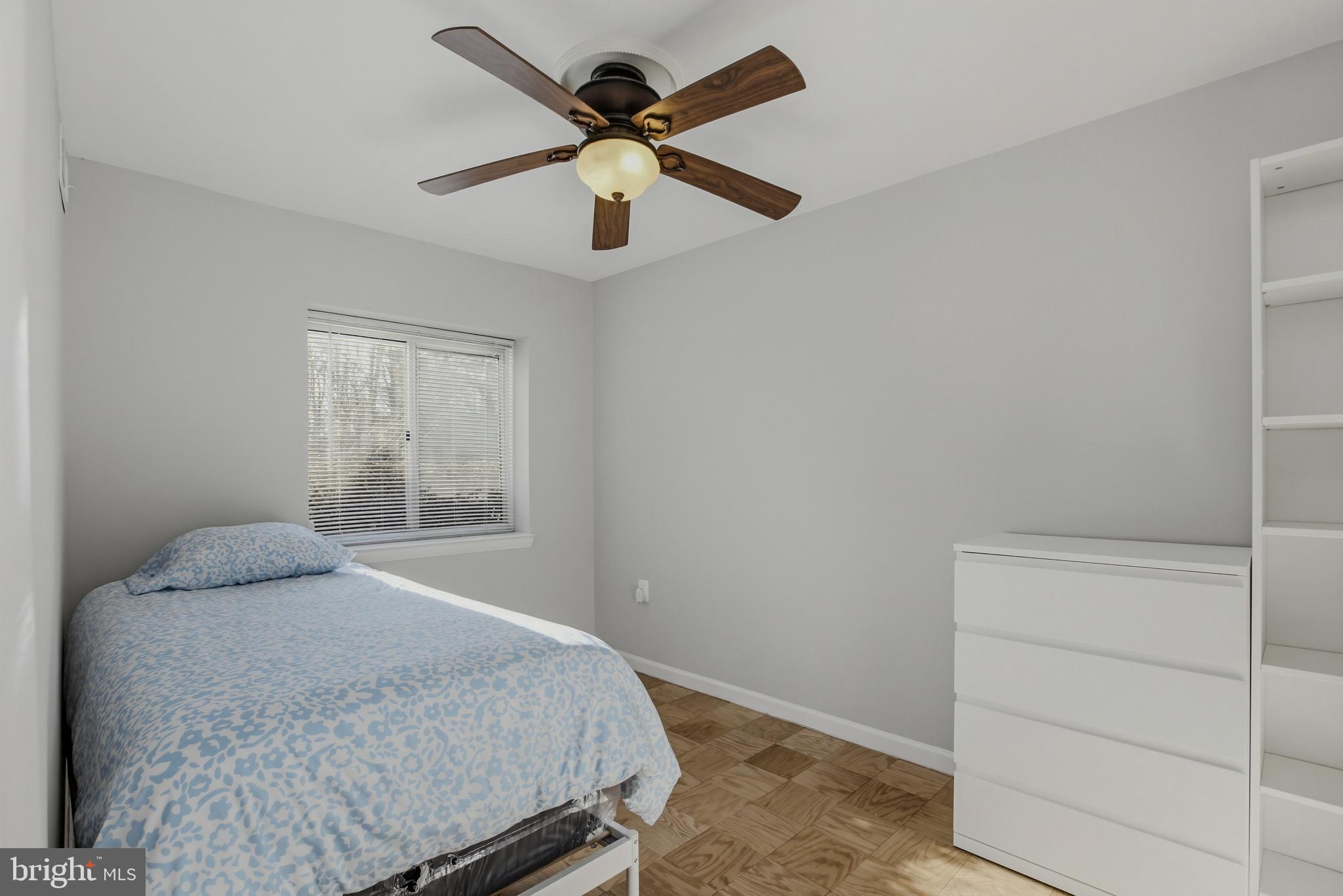 BETHESDA PARK - Residential