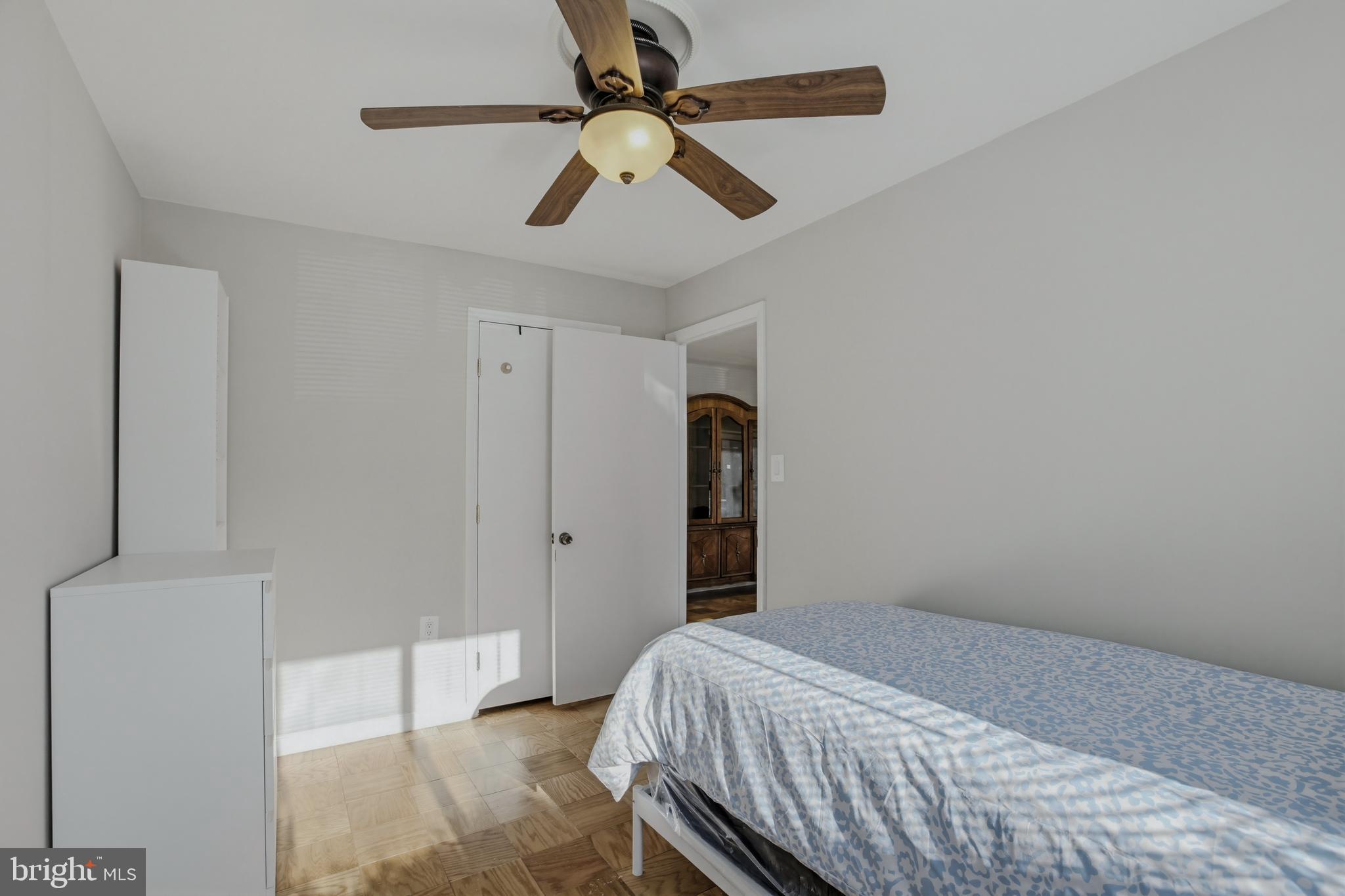 BETHESDA PARK - Residential