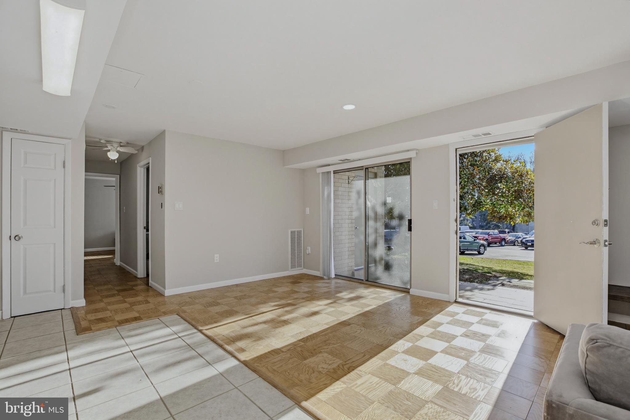 BETHESDA PARK - Residential