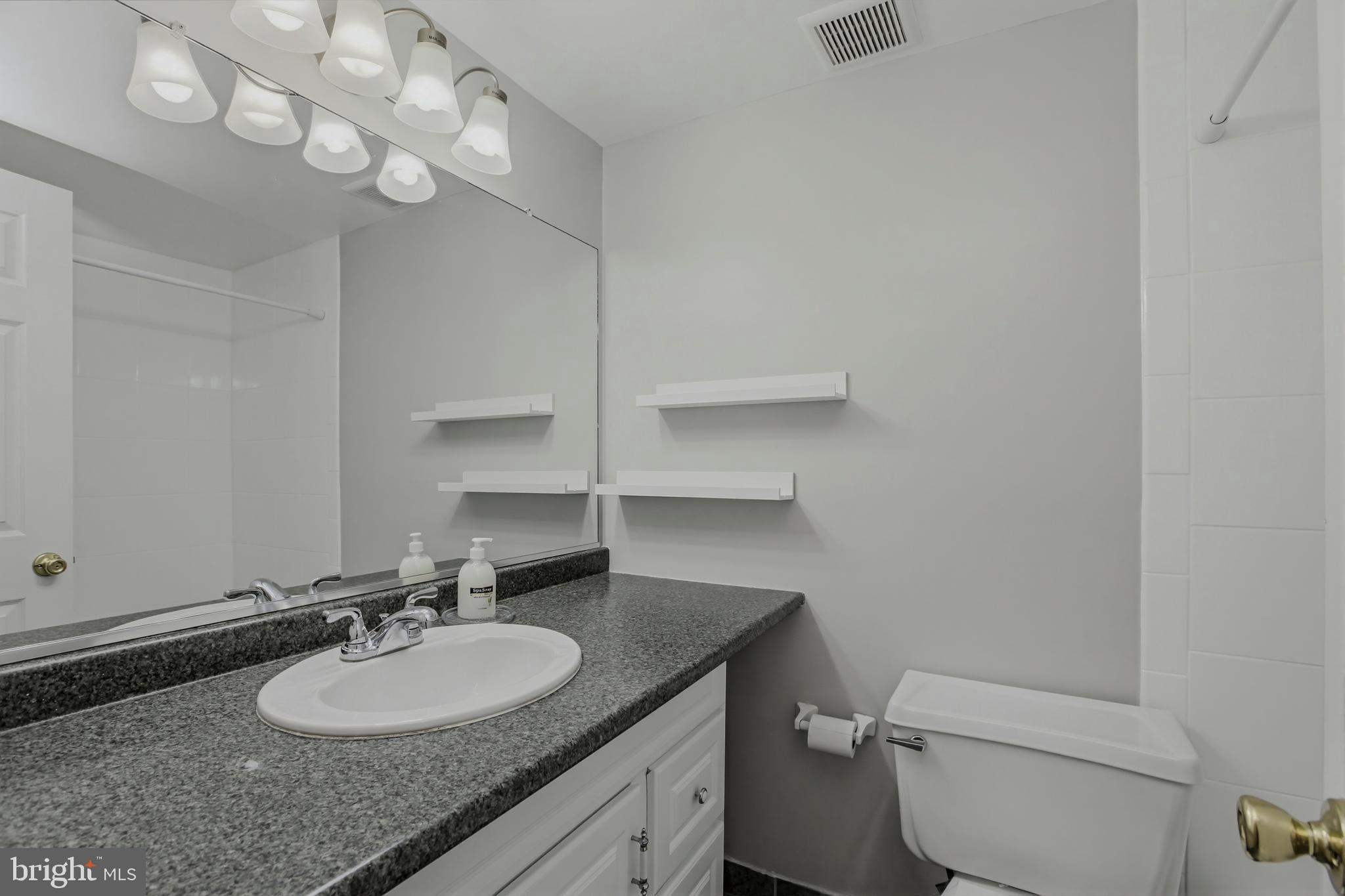 BETHESDA PARK - Residential