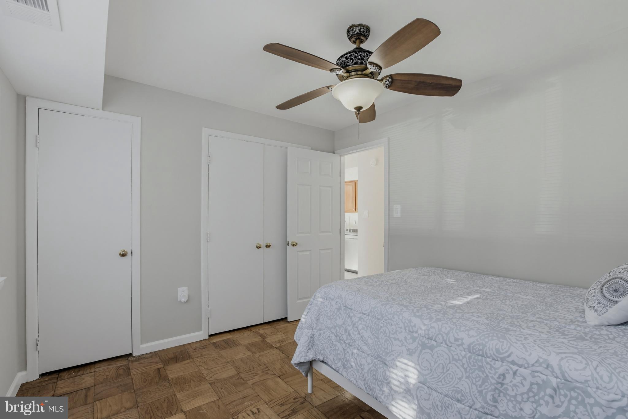 BETHESDA PARK - Residential