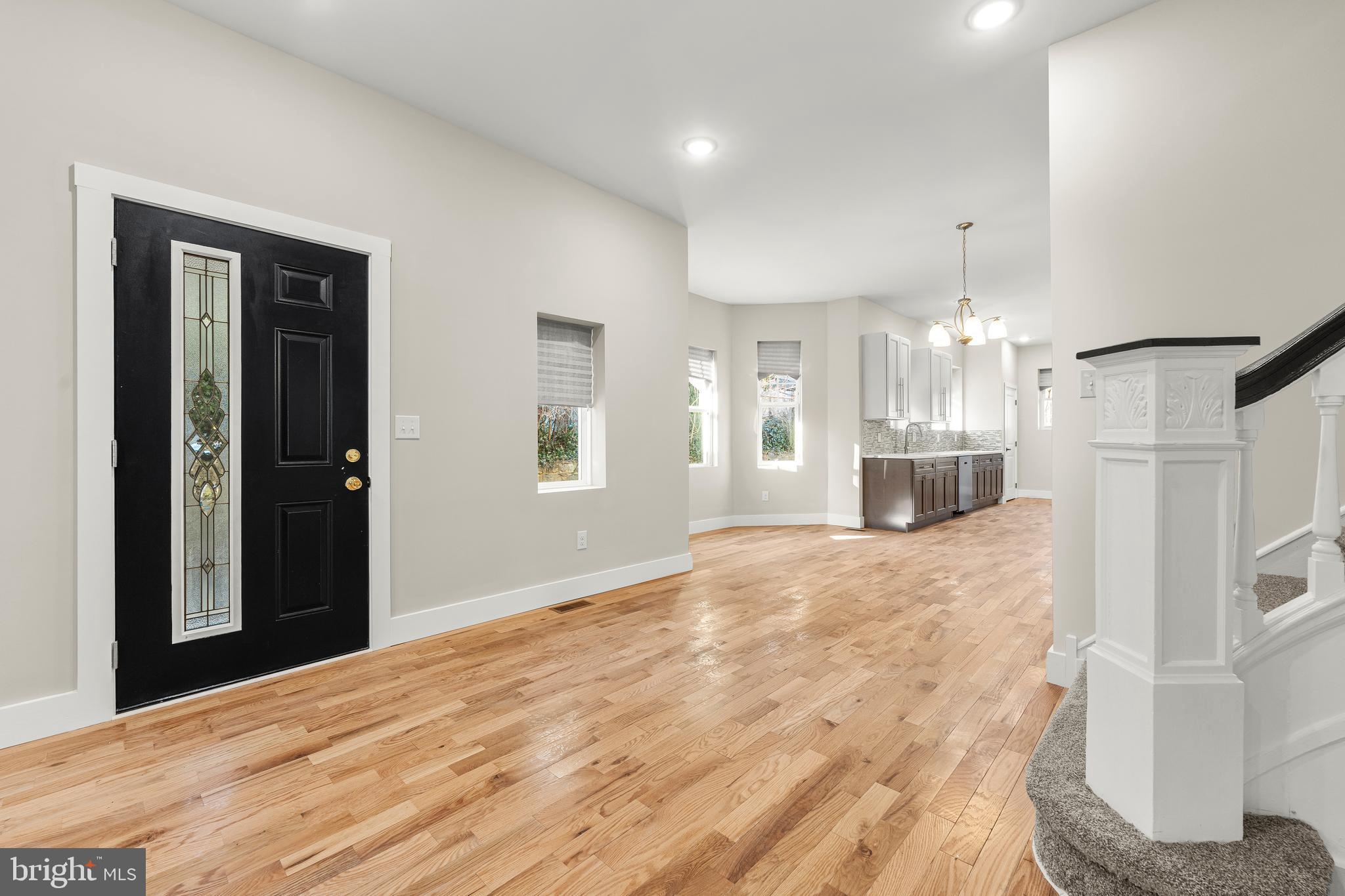 5039 SCHUYLER STREET