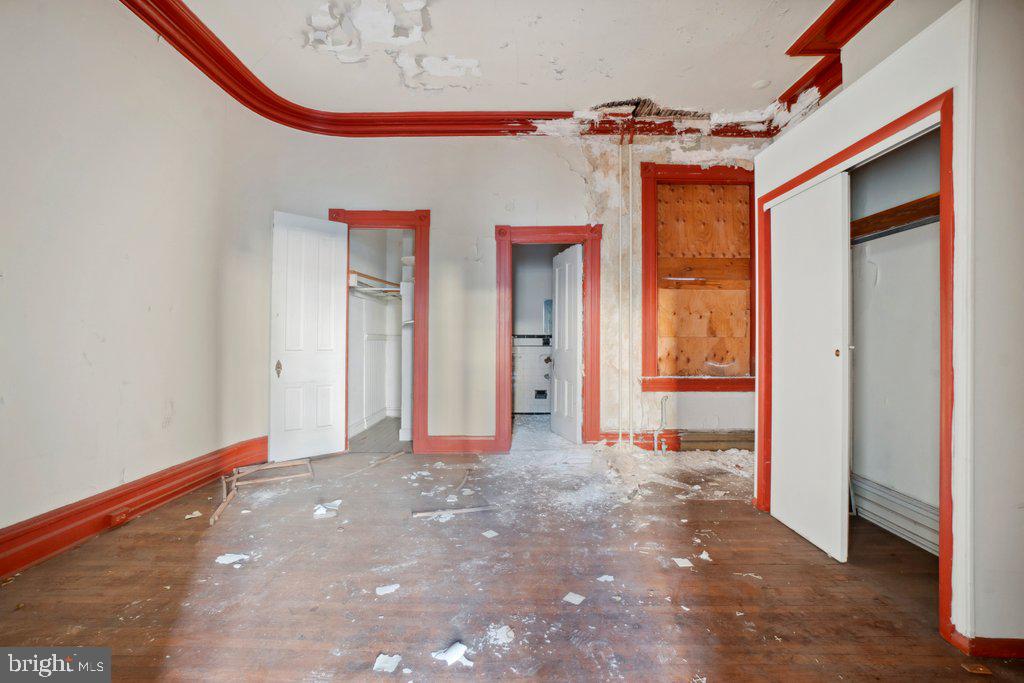 MOUNT VERNON - Commercial Sale