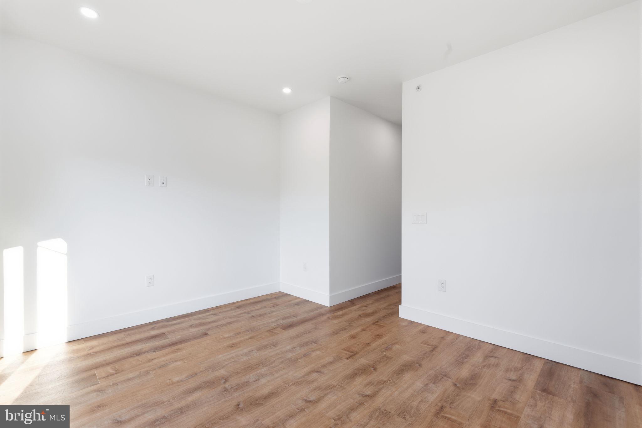 GERMANTOWN - Residential Lease