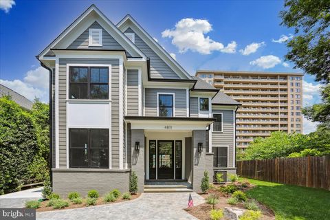 Photo of 4811 Leland Street, Chevy Chase, MD 20815 (MLS # MDMC2109338)