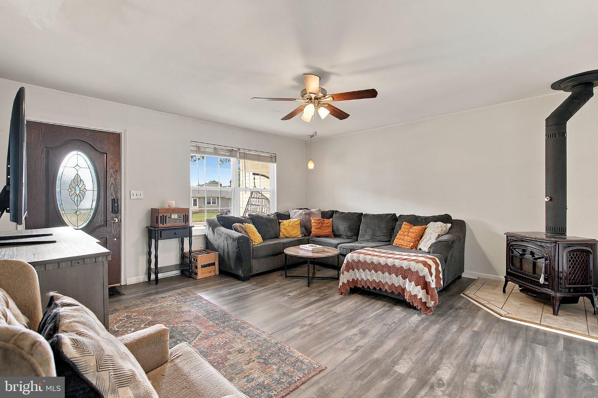228 TACKLE AVENUE