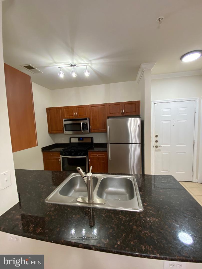 BRYSON AT WOODLAND PARK - Residential