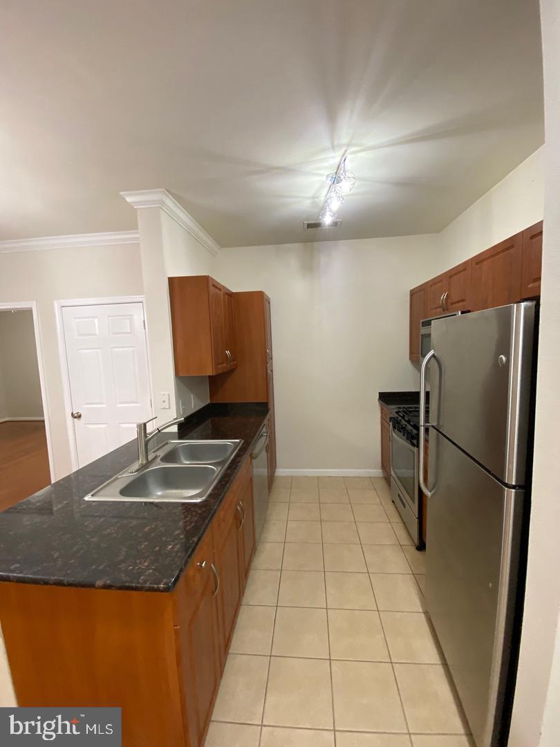 BRYSON AT WOODLAND PARK - Residential