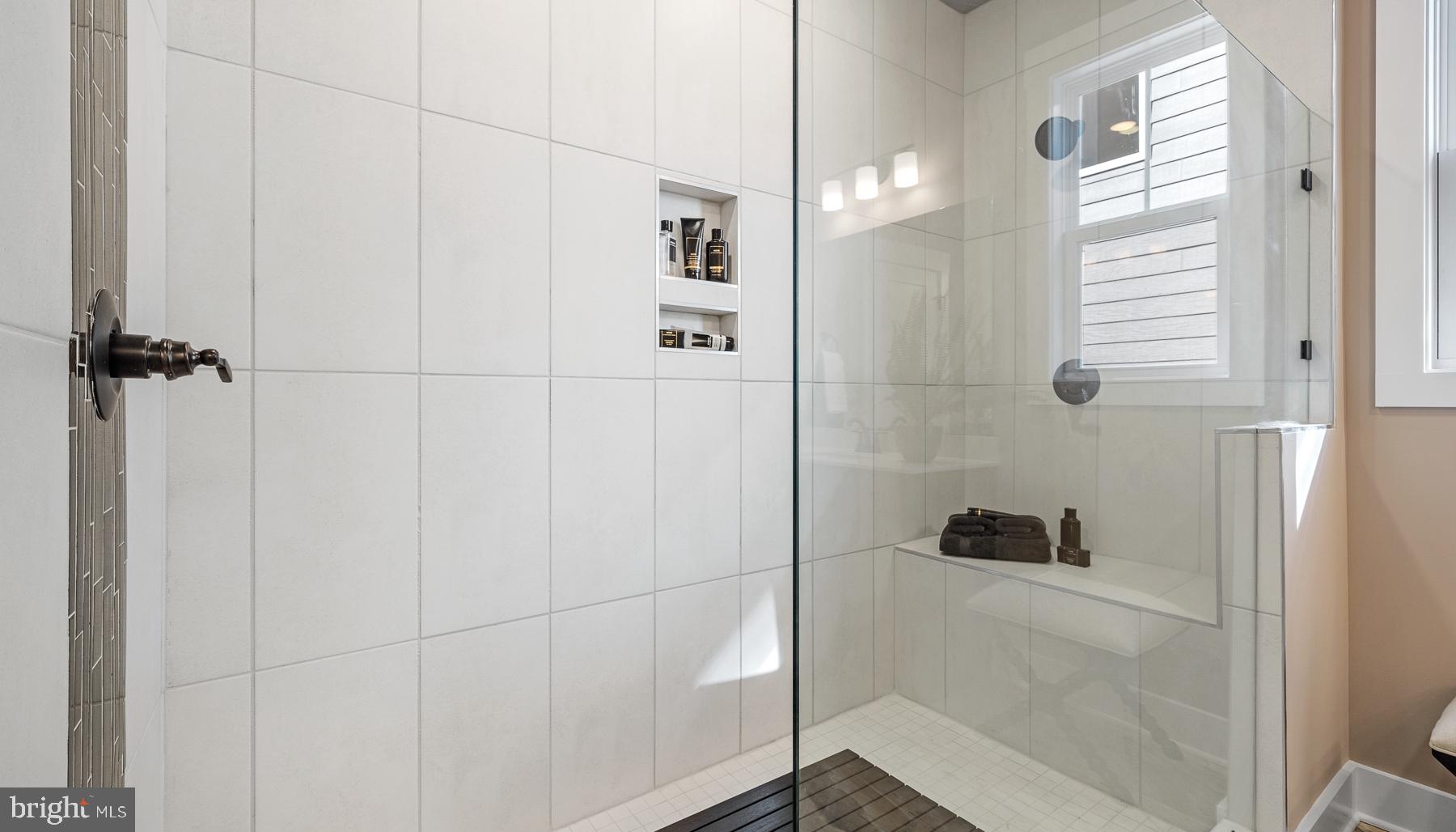 HUNTFIELD - Residential