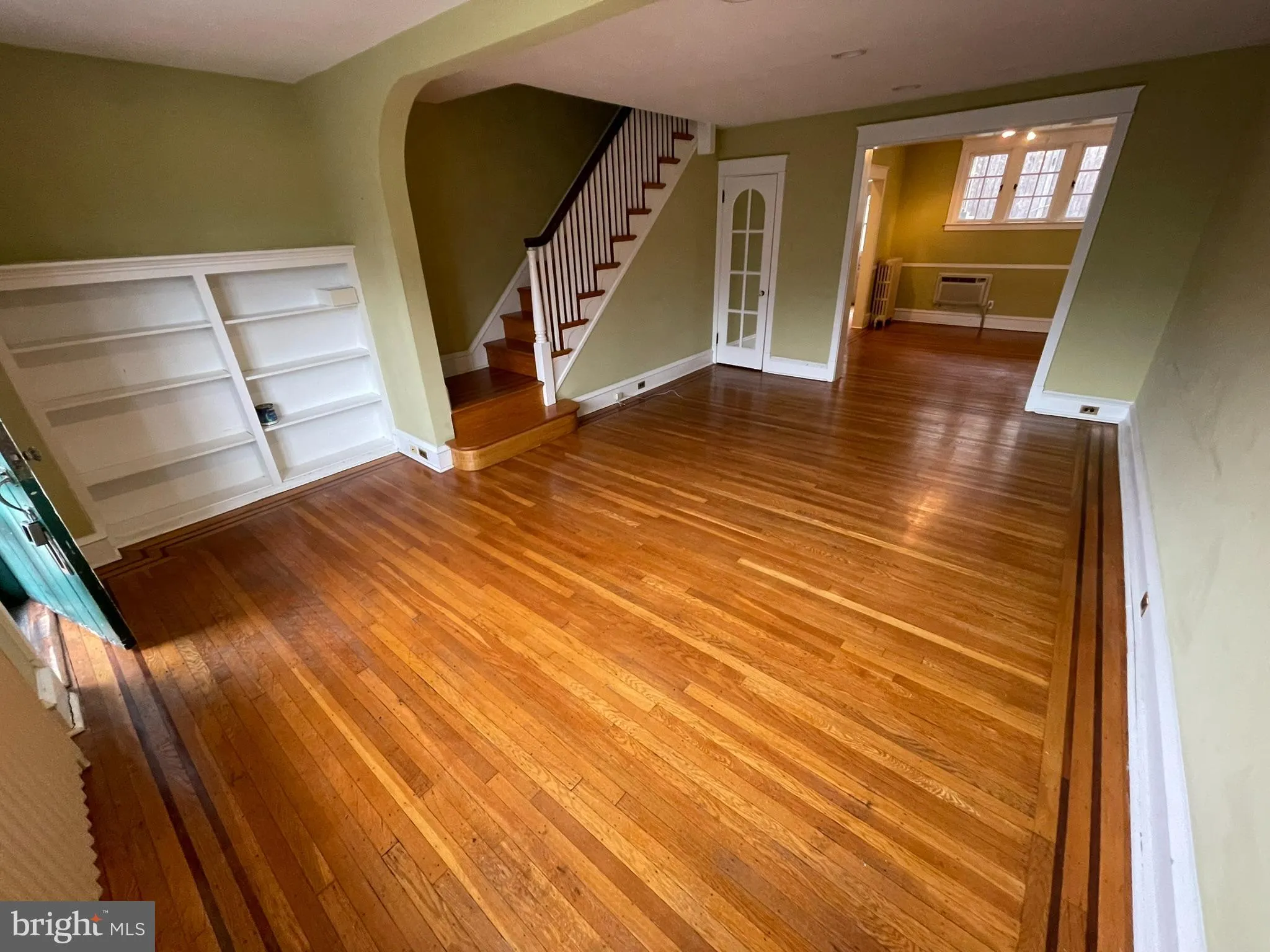 Philadelphia, Pennsylvania 19129, United States, 2 Bedrooms Bedrooms, ,1 BathroomBathrooms,Residential,Pending,9305