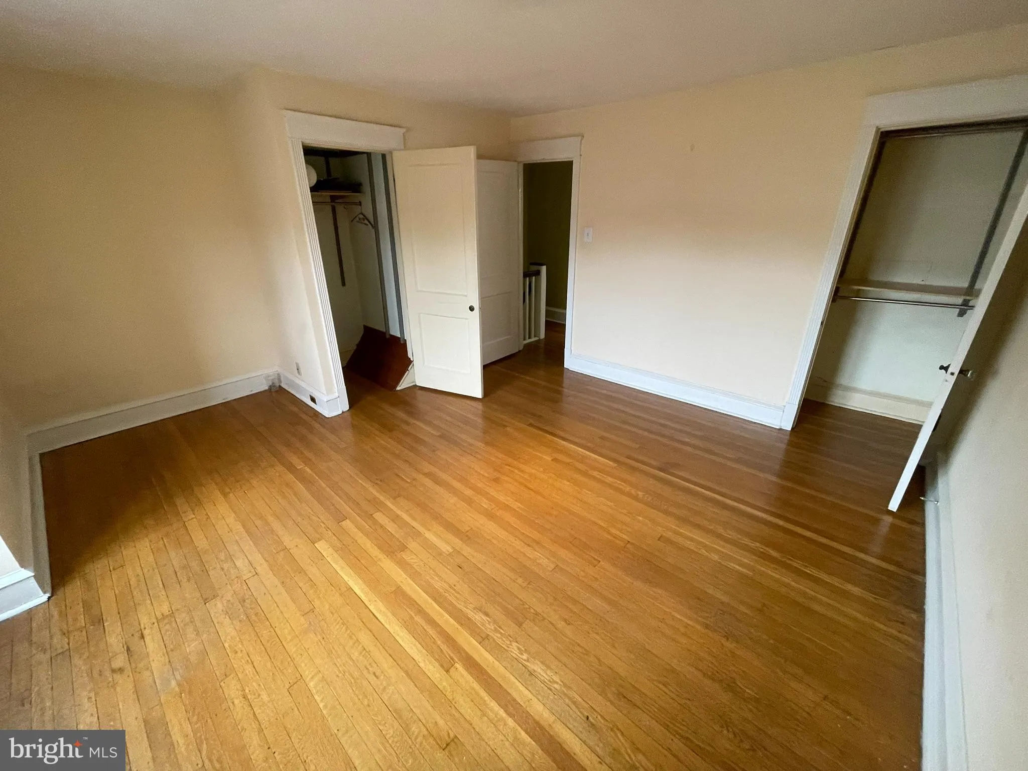 Philadelphia, Pennsylvania 19129, United States, 2 Bedrooms Bedrooms, ,1 BathroomBathrooms,Residential,Pending,9305