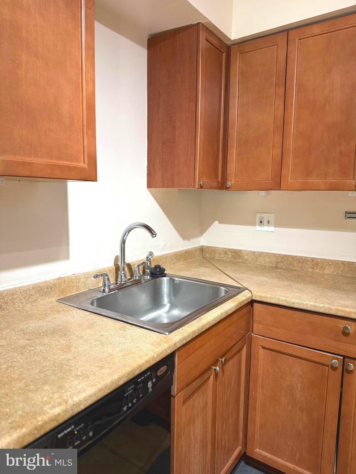 WOODSTREAM VILLAGE - Residential