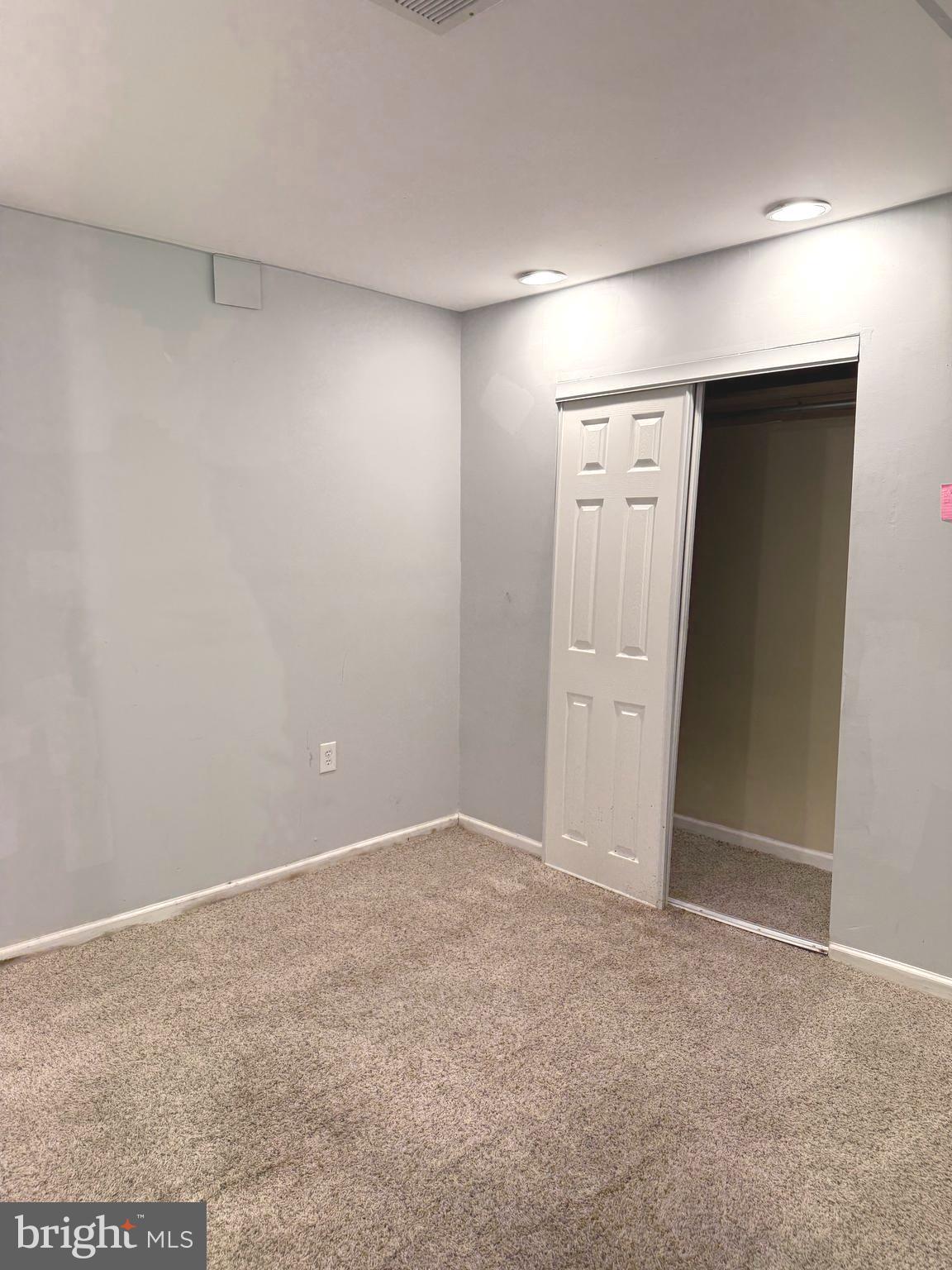 WOODSTREAM VILLAGE - Residential