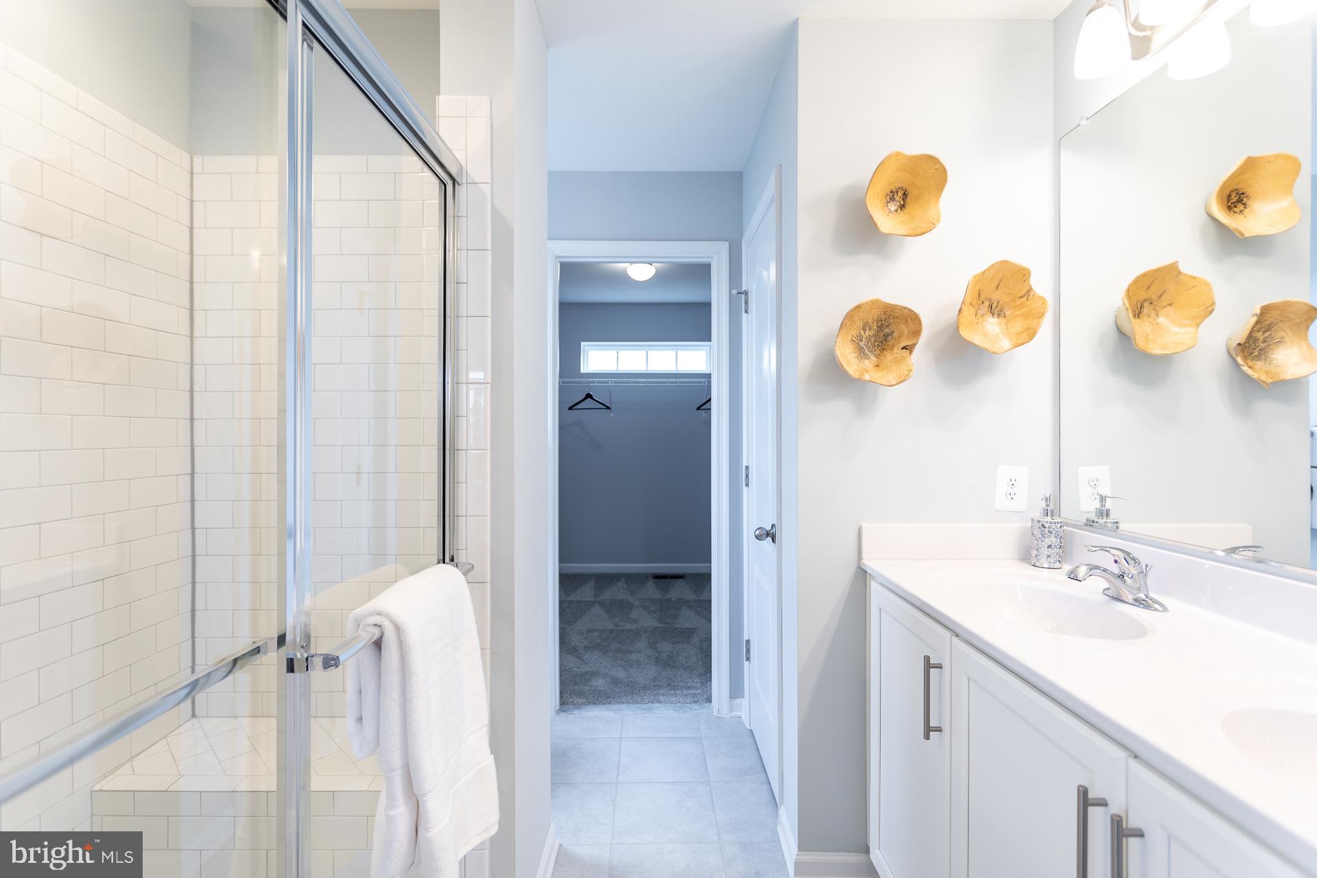 KING'S CROSSING - Residential