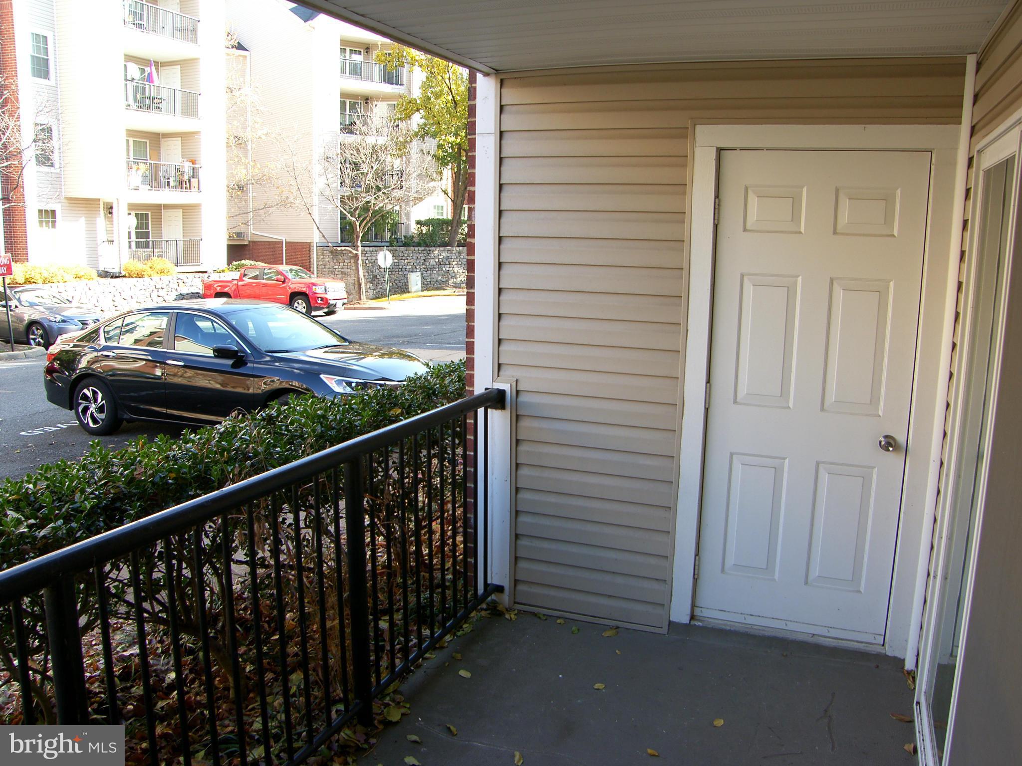 POINTE AT PARK CENTER - Residential Lease