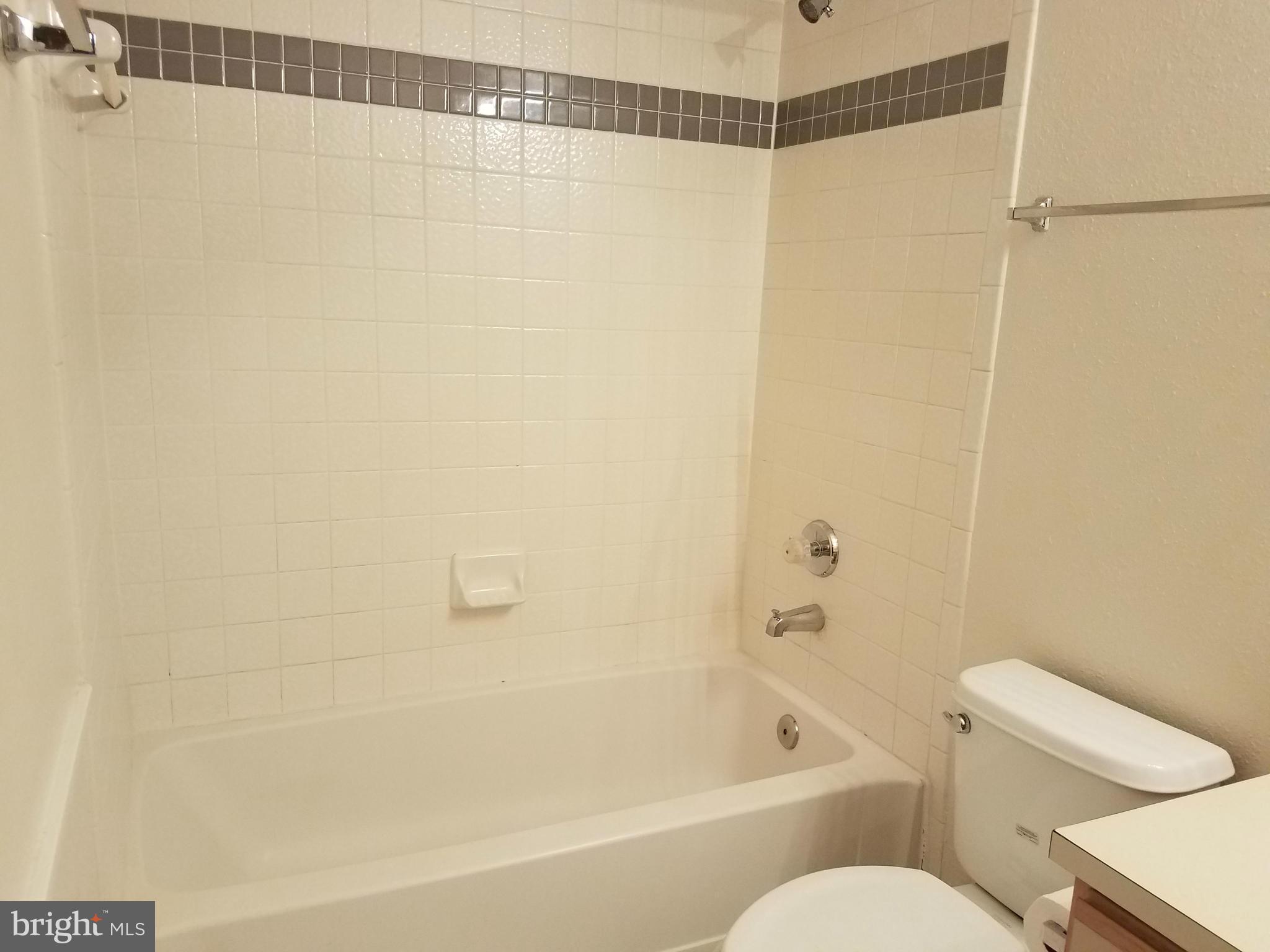 POINTE AT PARK CENTER - Residential Lease