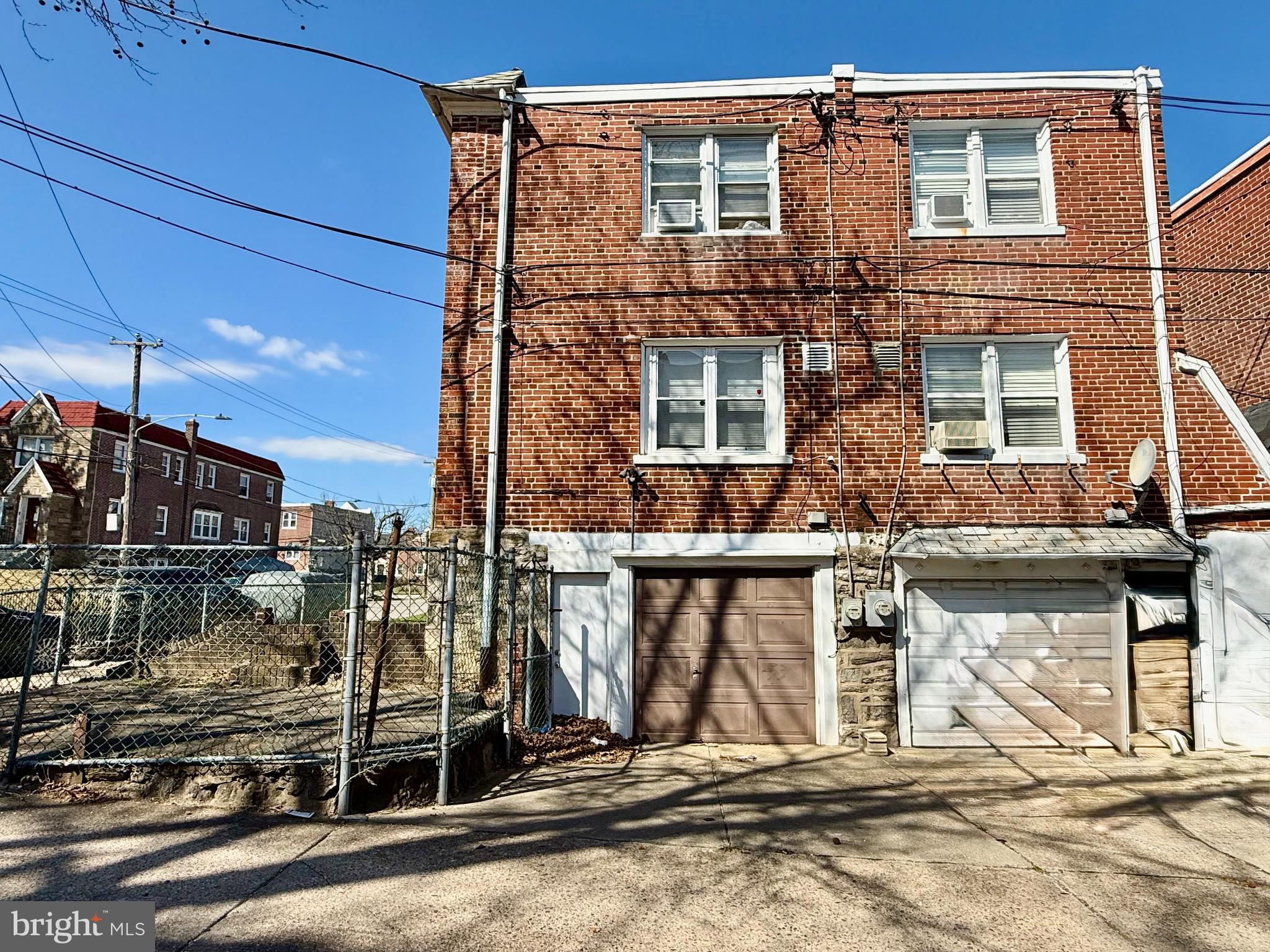 WEST OAK LANE - Residential