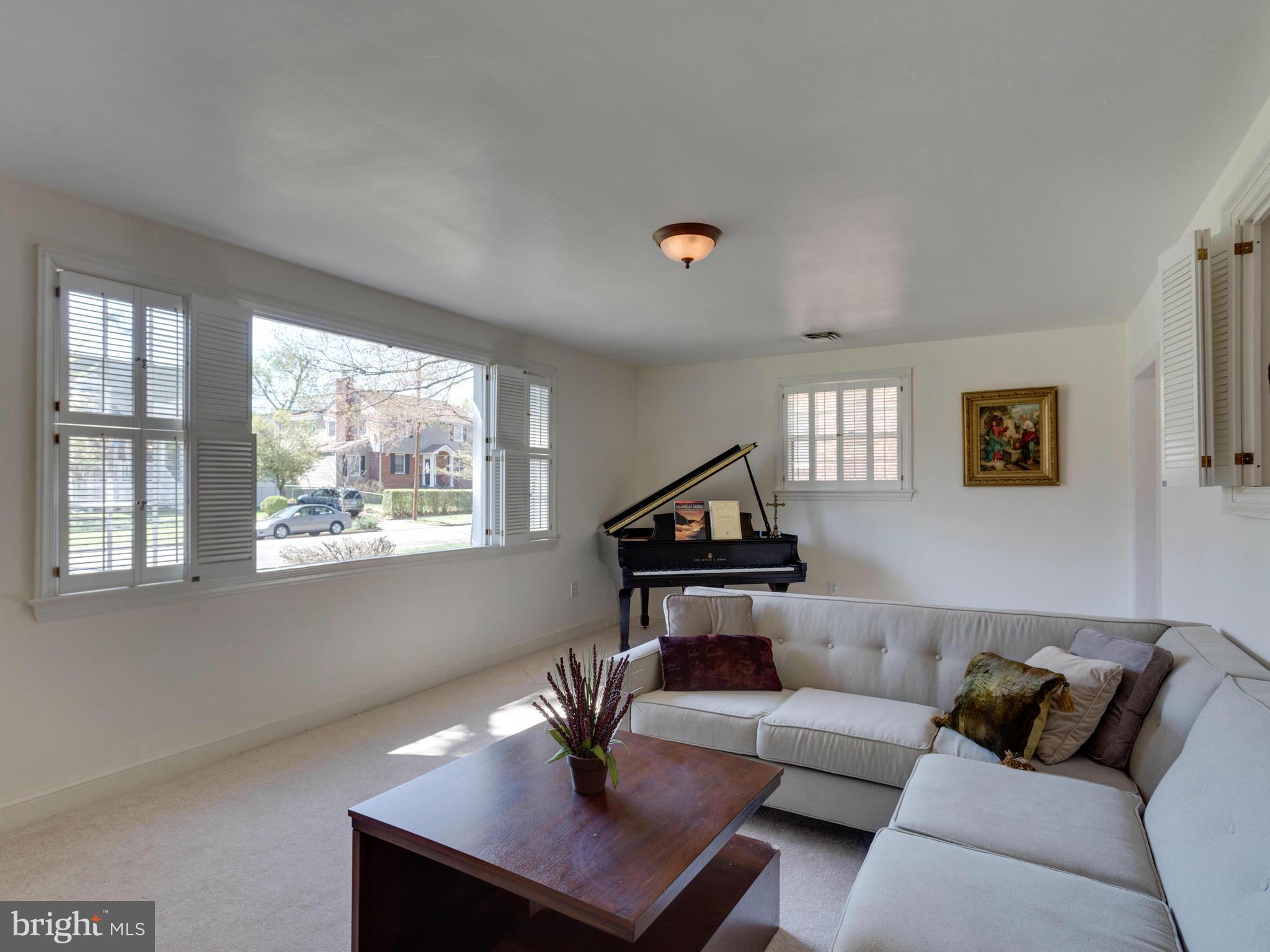 BRANDON VILLAGE - Residential