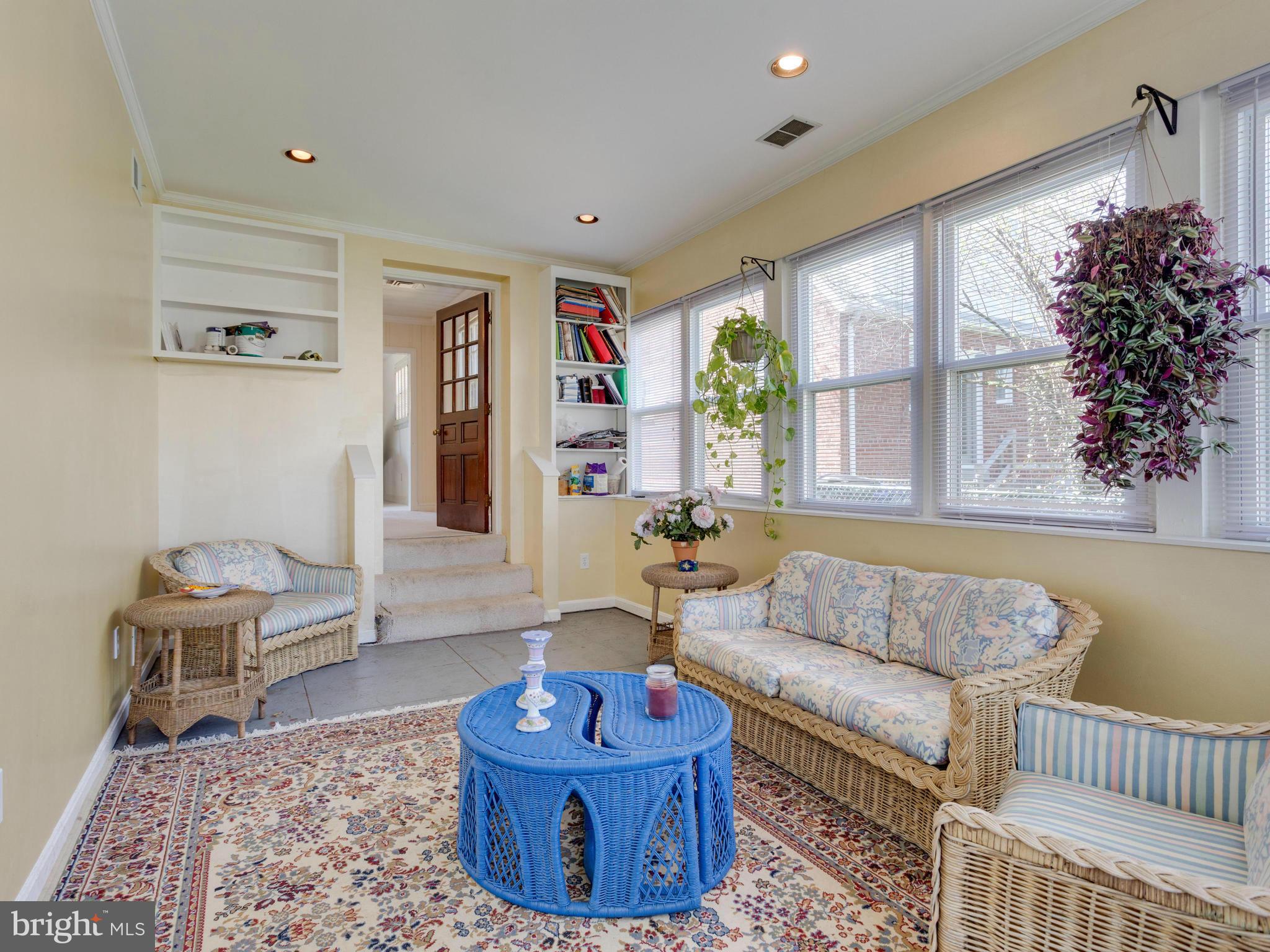 BRANDON VILLAGE - Residential