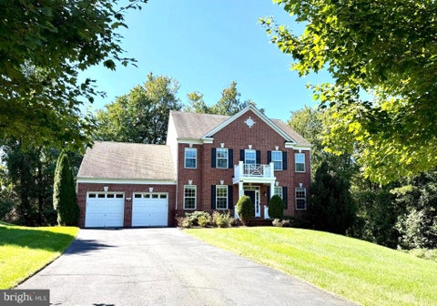Photo of 8901 Hargrove Court, FAIRFAX, VA 22031 (MLS # VAFX2344030)