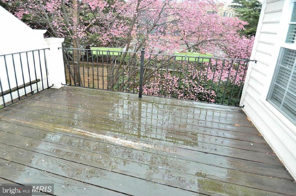 WESTWOOD VILLAGE - Residential Lease