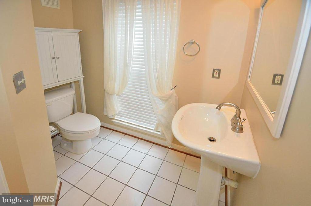 WESTWOOD VILLAGE - Residential Lease