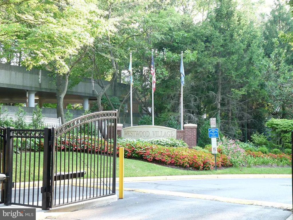 WESTWOOD VILLAGE - Residential Lease