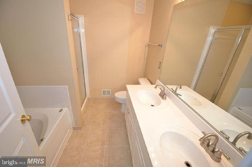 WESTWOOD VILLAGE - Residential Lease