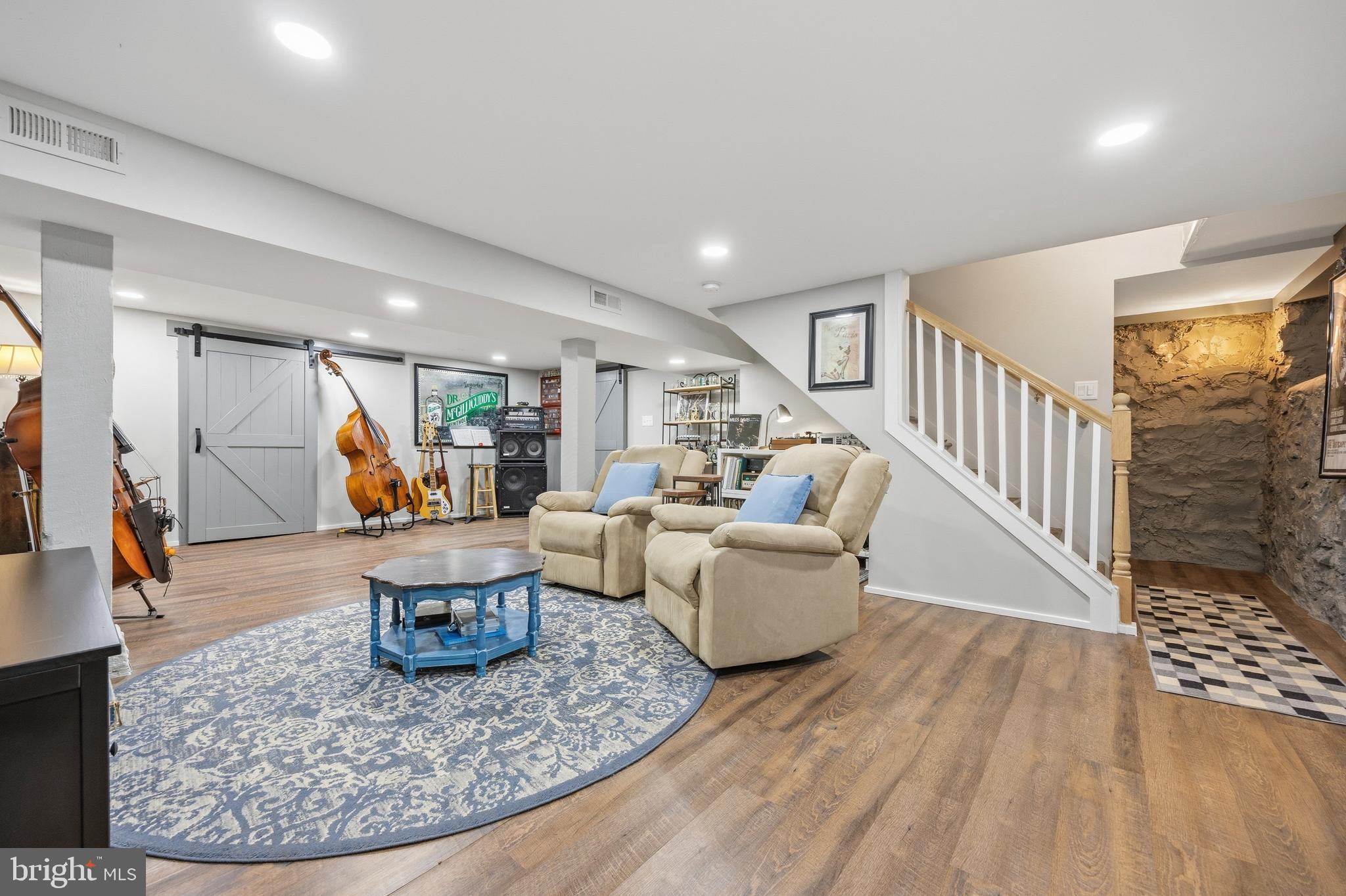 ASHBURTON HISTORIC DISTRICT - Residential