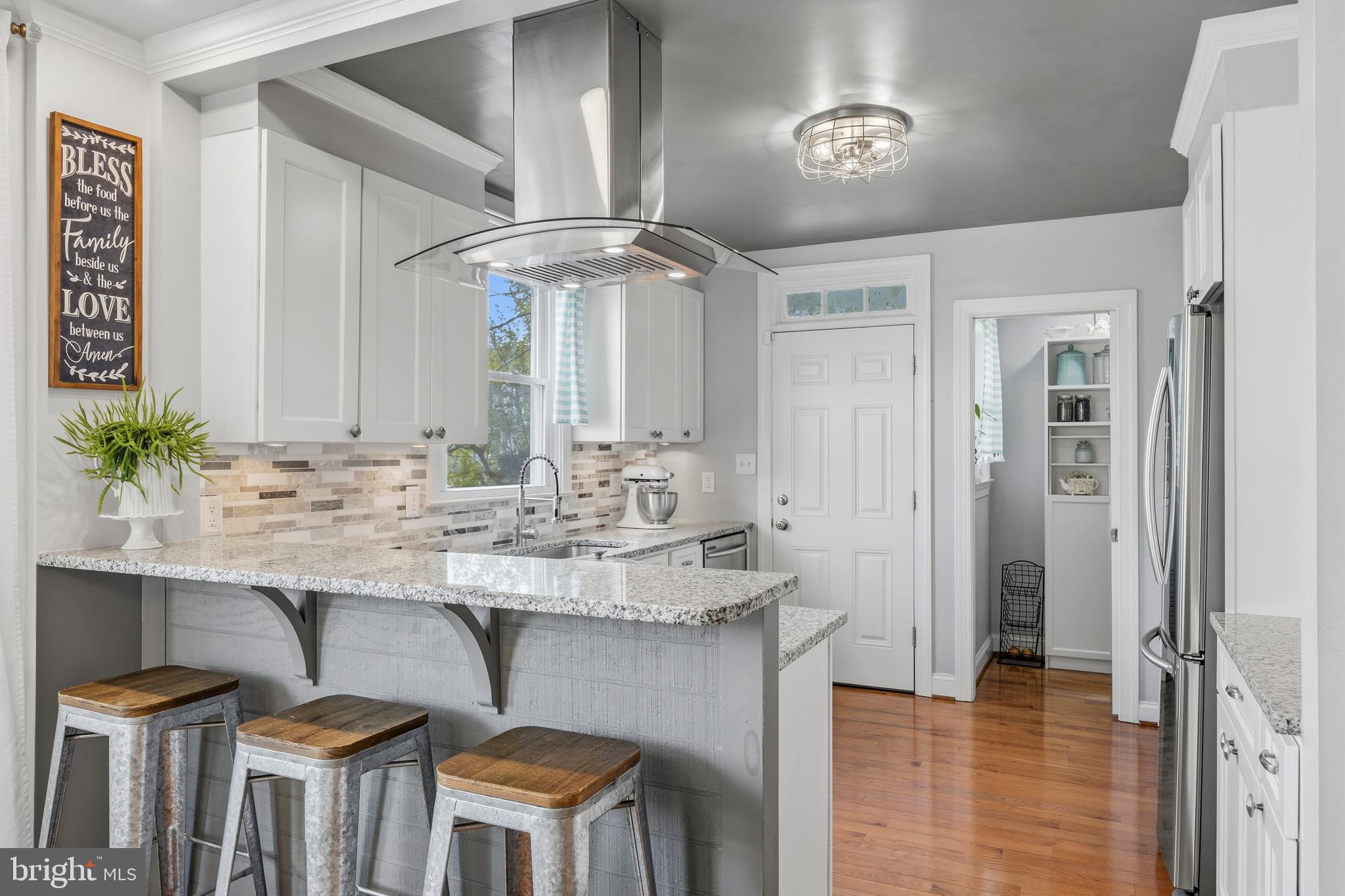 ASHBURTON HISTORIC DISTRICT - Residential