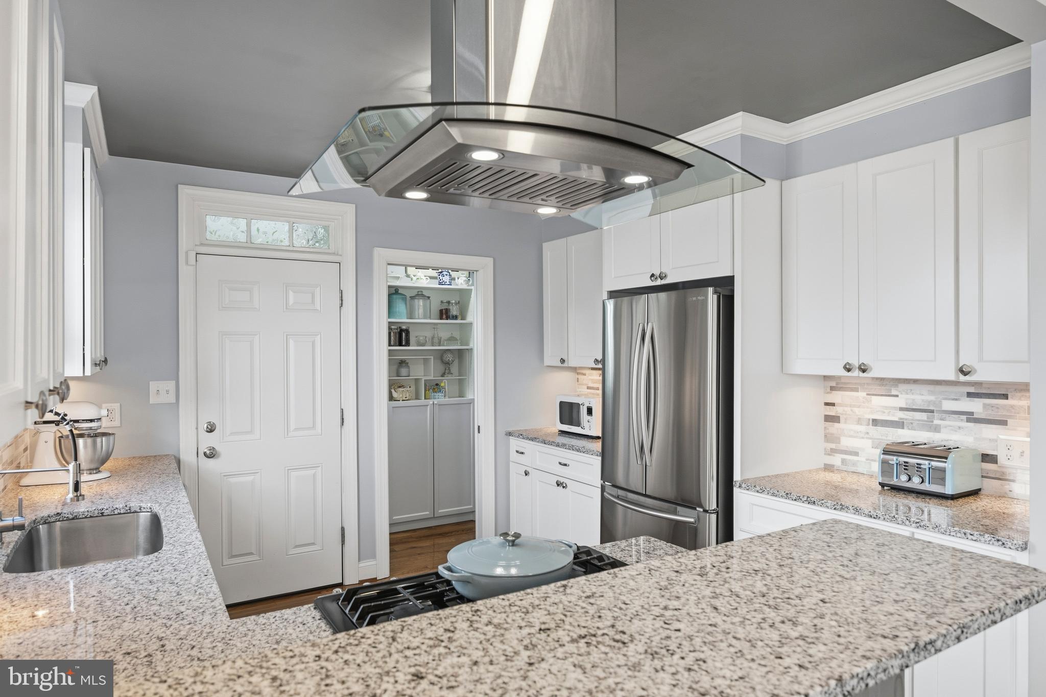 ASHBURTON HISTORIC DISTRICT - Residential