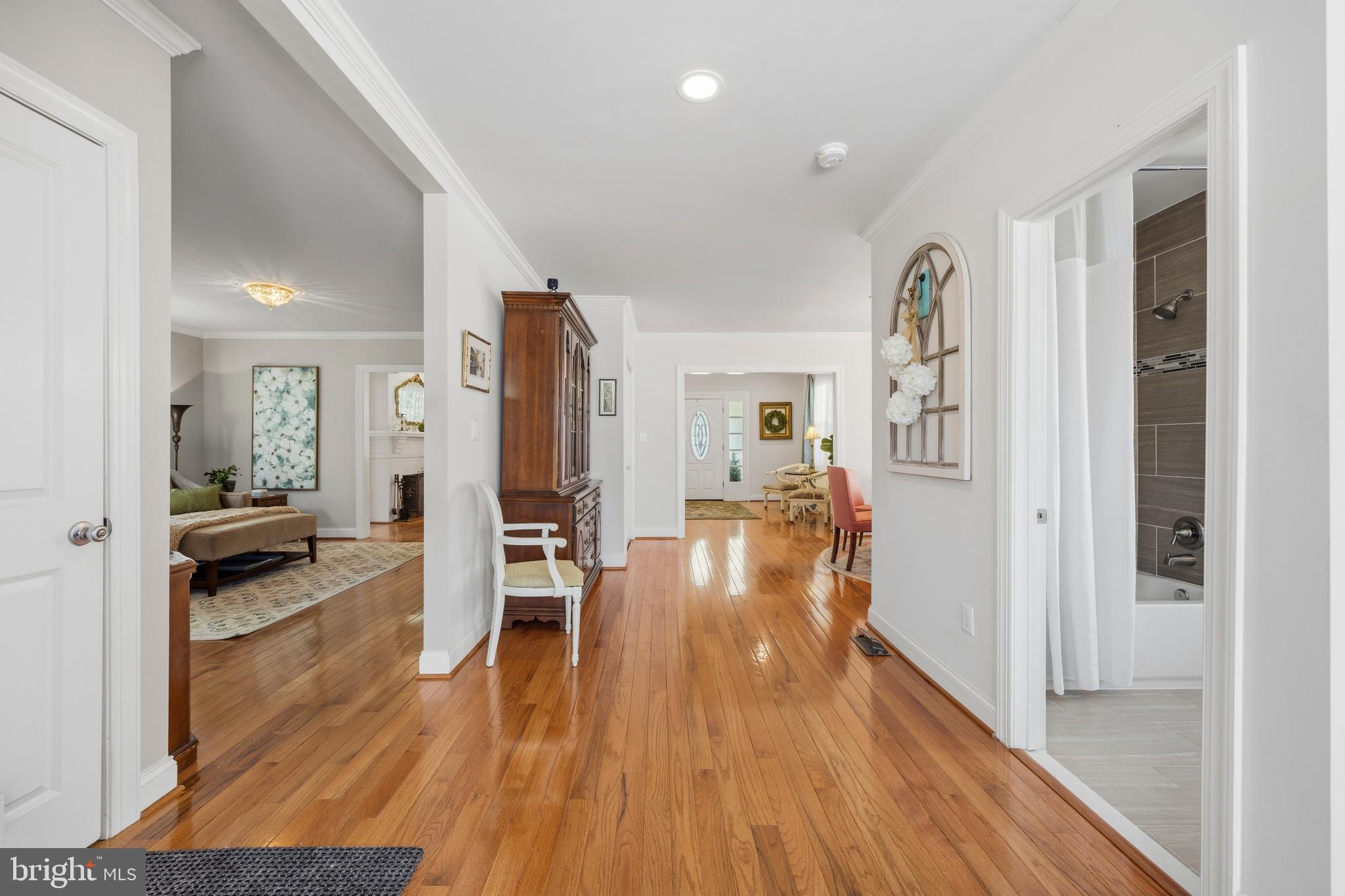 ASHBURTON HISTORIC DISTRICT - Residential