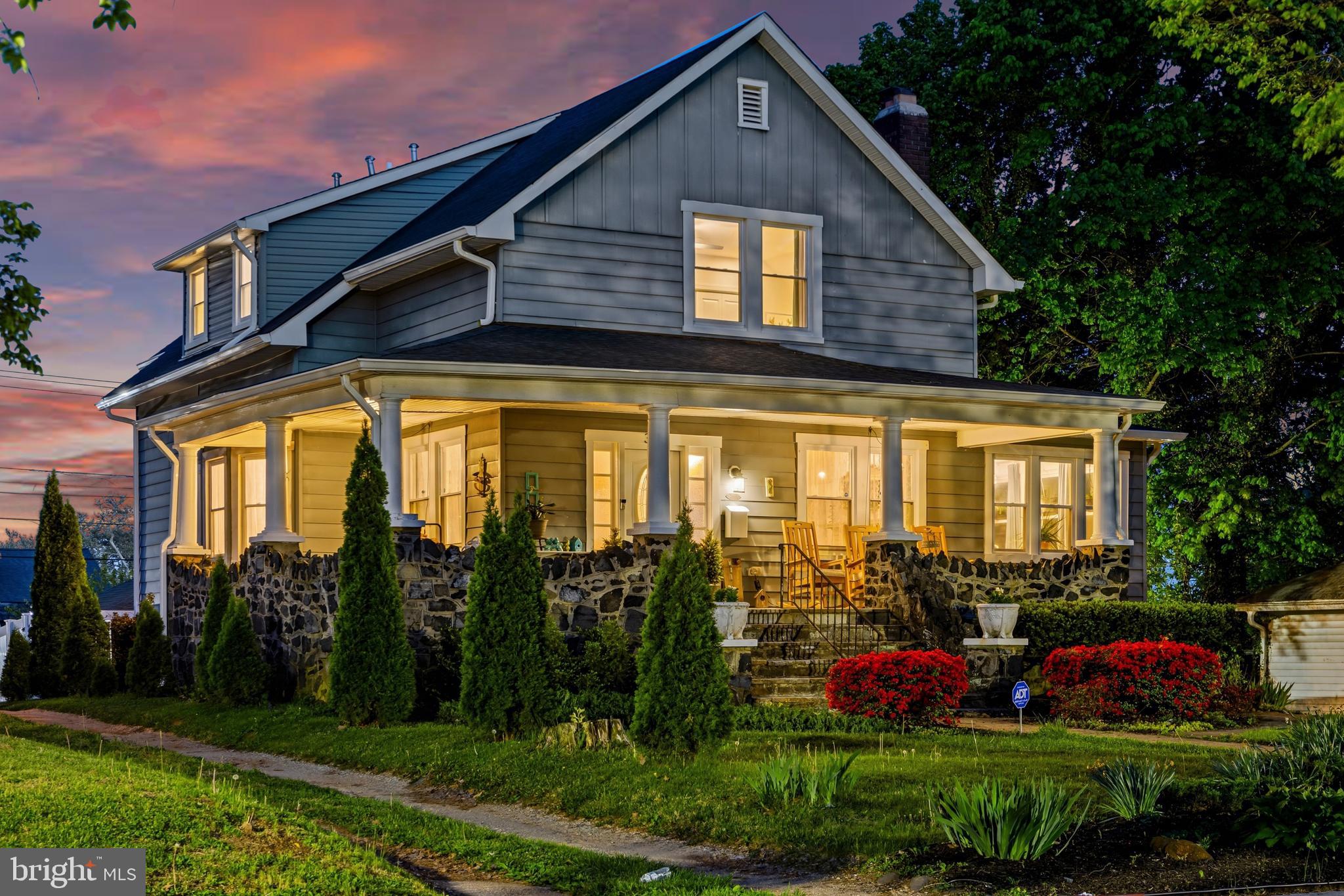 ASHBURTON HISTORIC DISTRICT - Residential