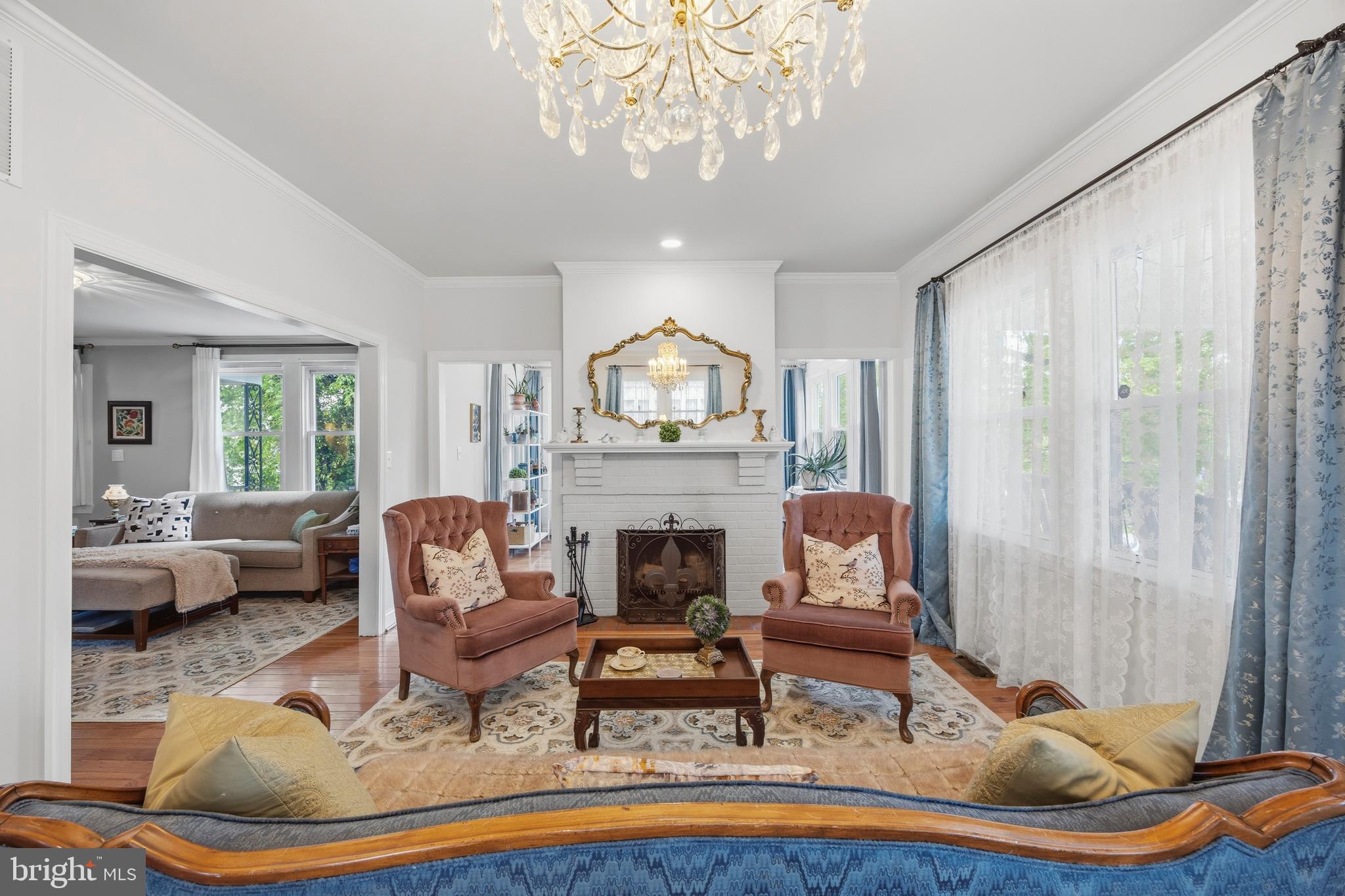 ASHBURTON HISTORIC DISTRICT - Residential