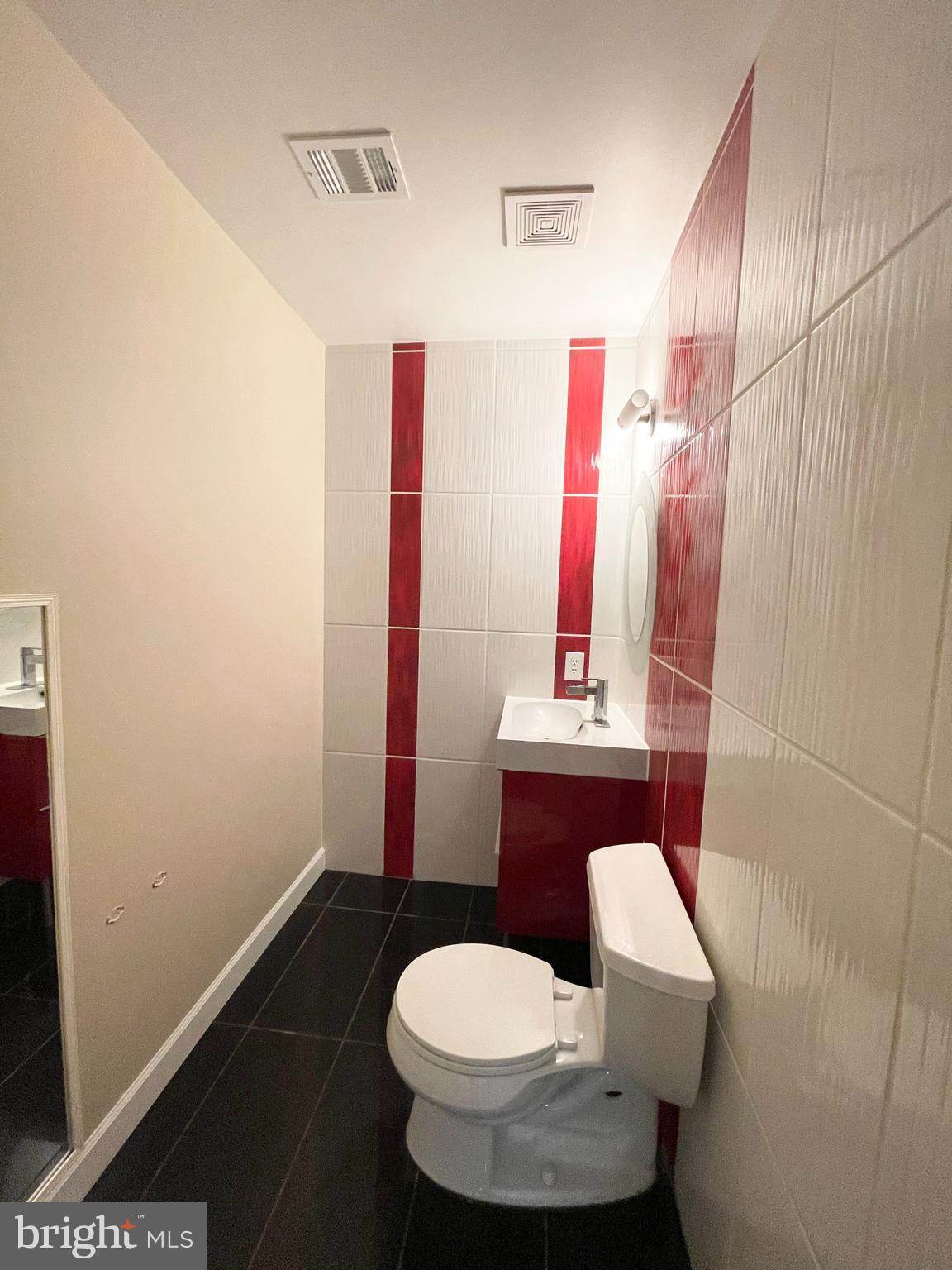 ROCKCREST - Residential Lease