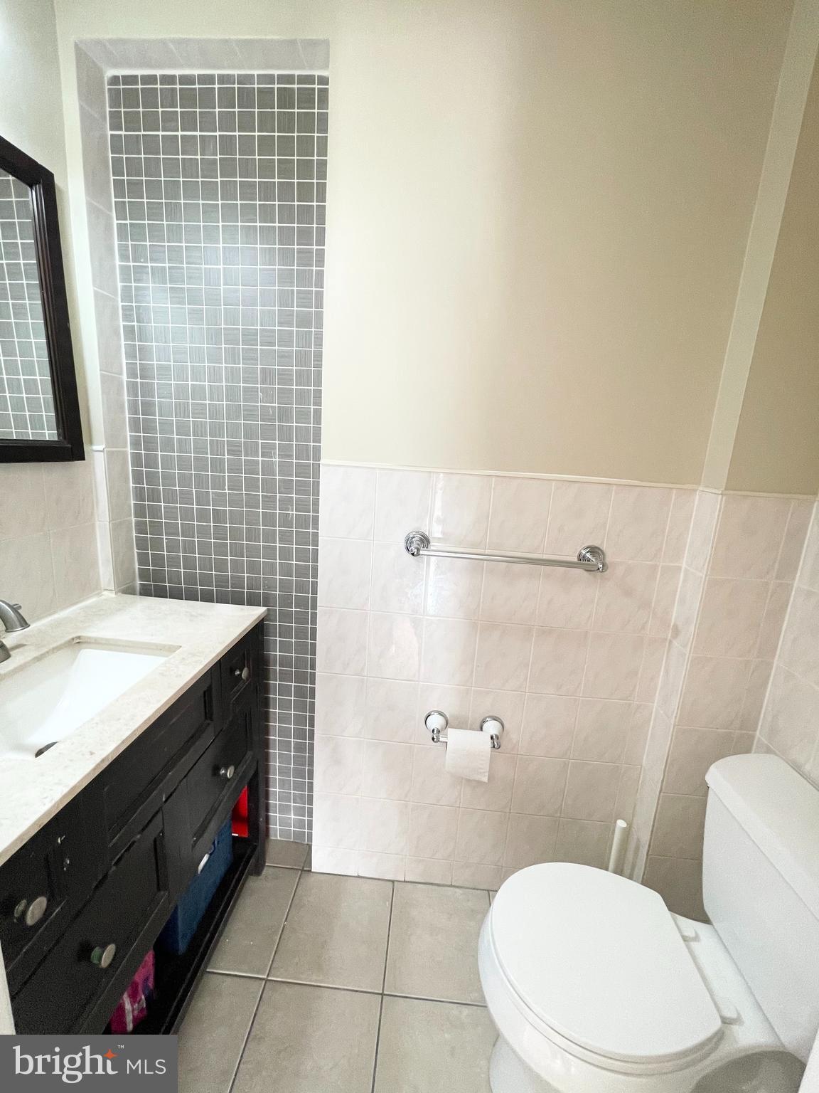 ROCKCREST - Residential Lease