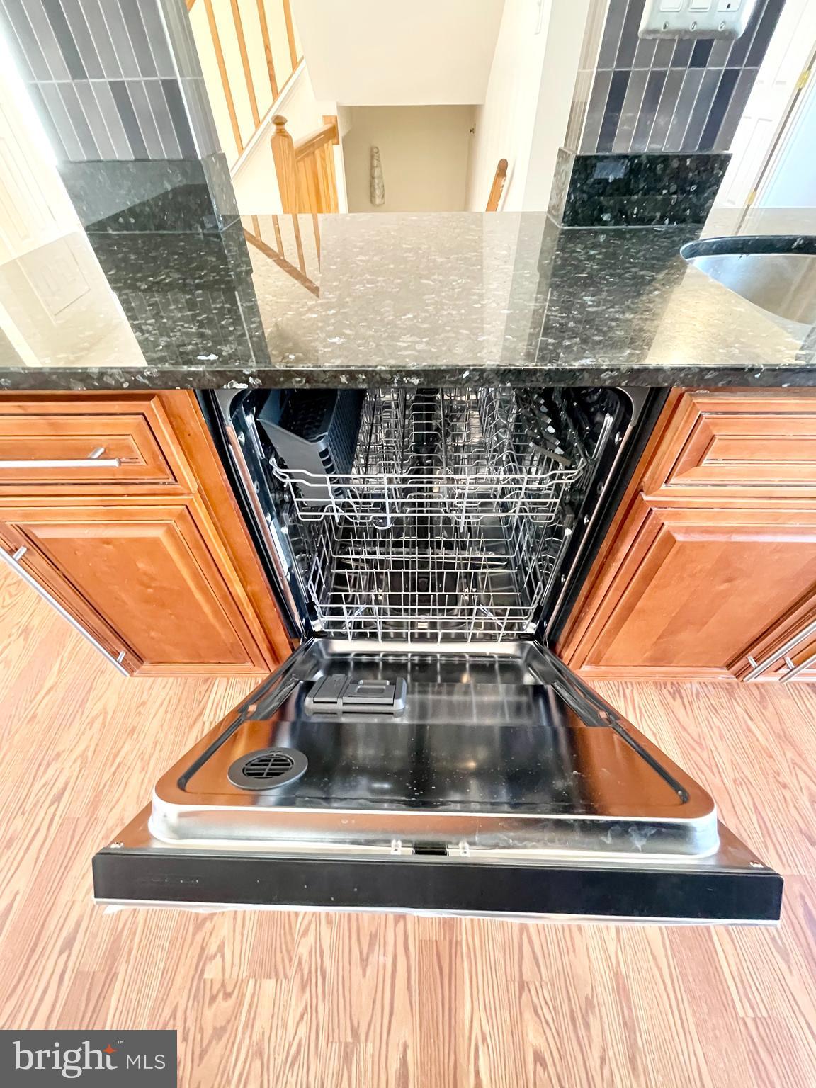 ROCKCREST - Residential Lease