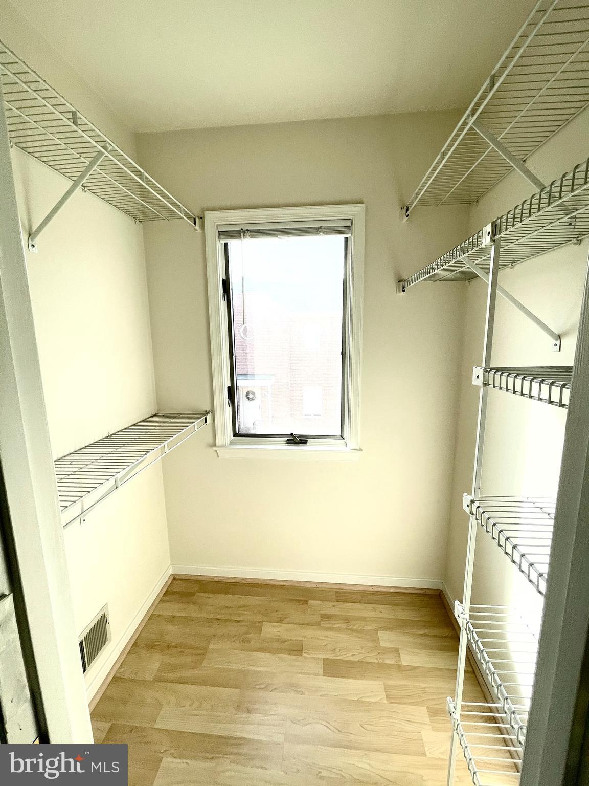 ROCKCREST - Residential Lease