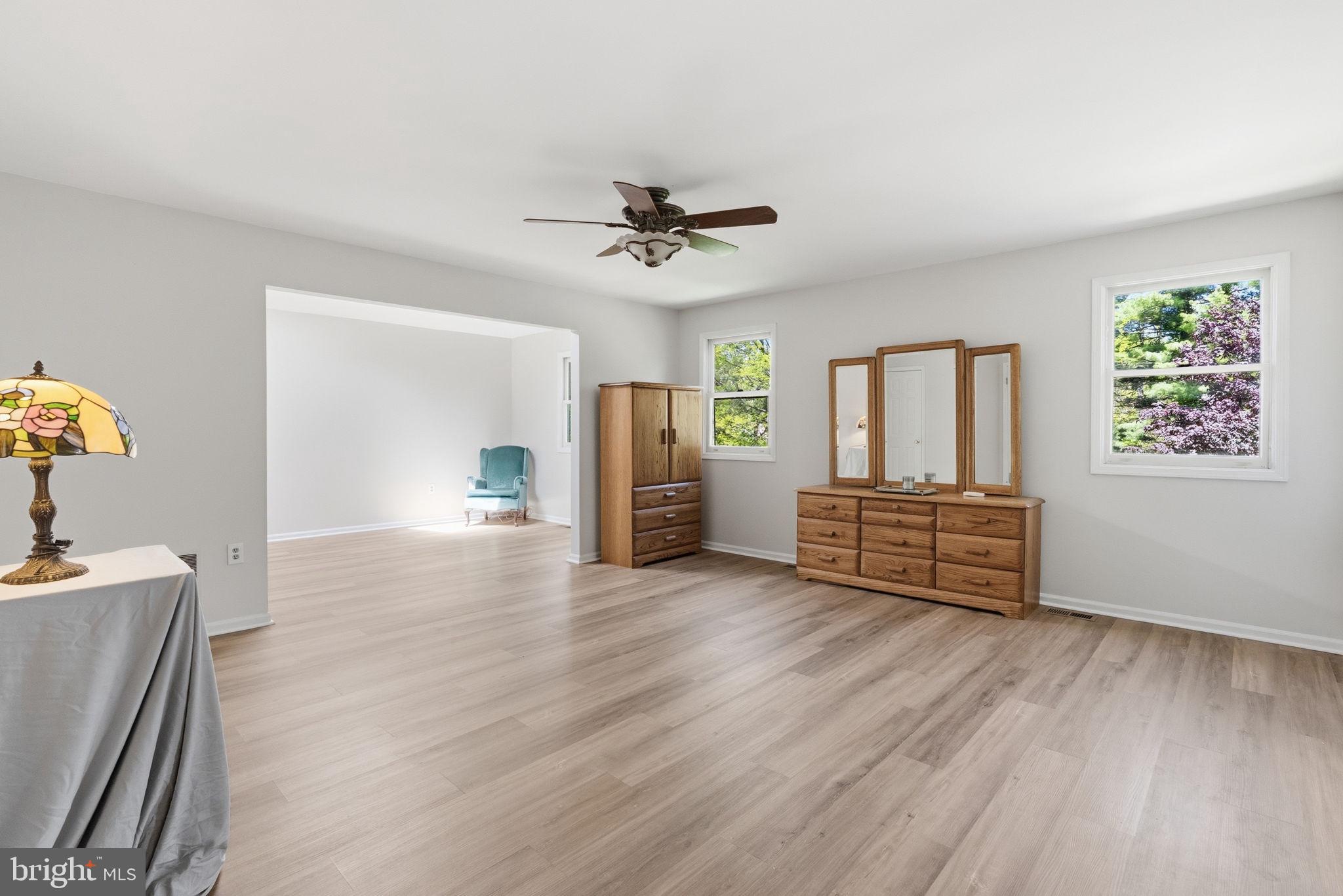 BARCLAY HILLS - Residential