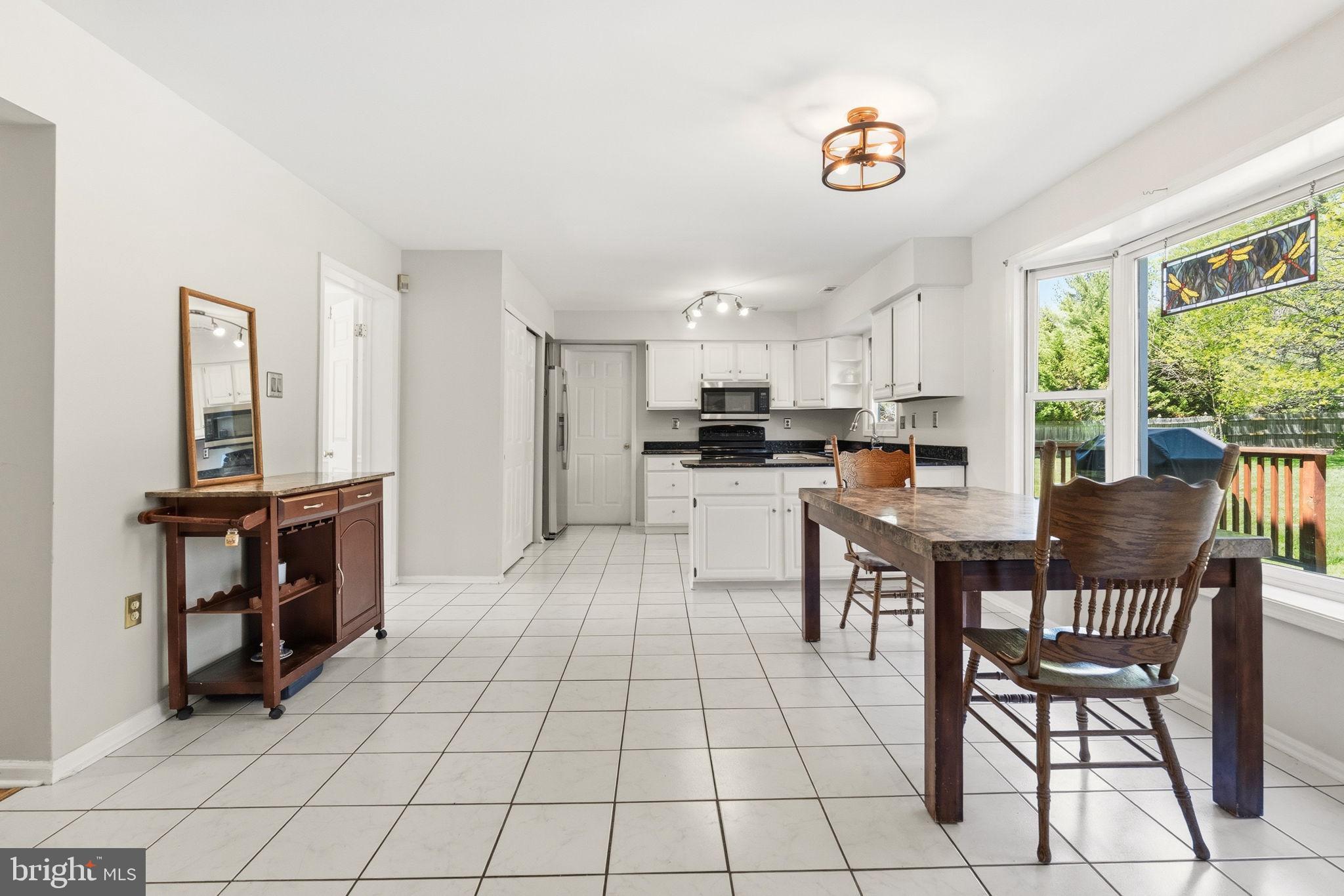 BARCLAY HILLS - Residential