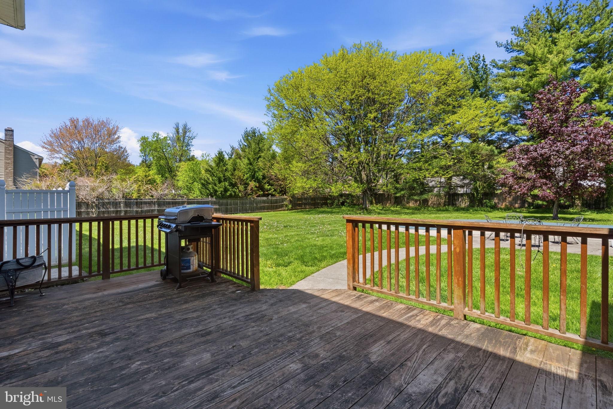 BARCLAY HILLS - Residential