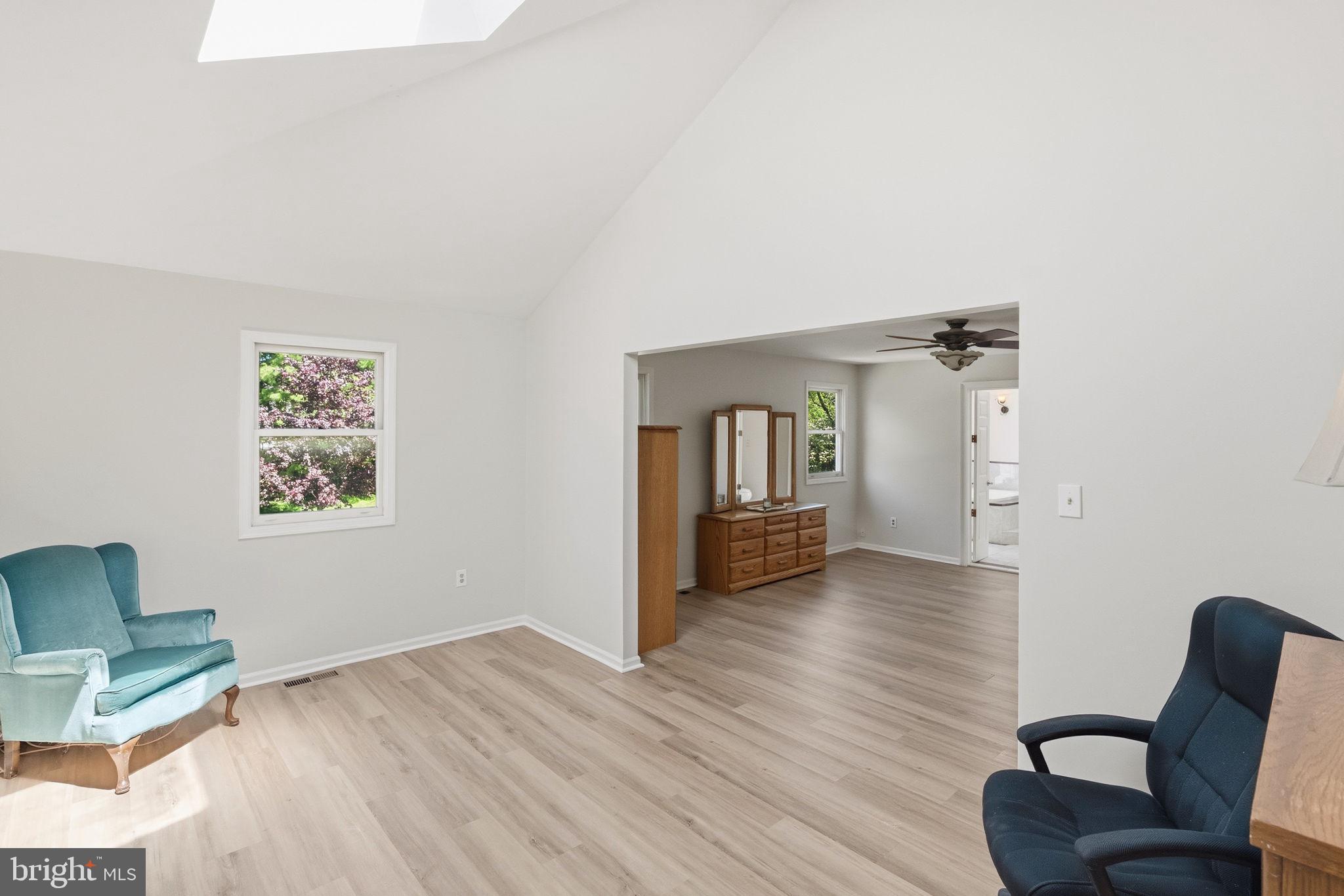 BARCLAY HILLS - Residential