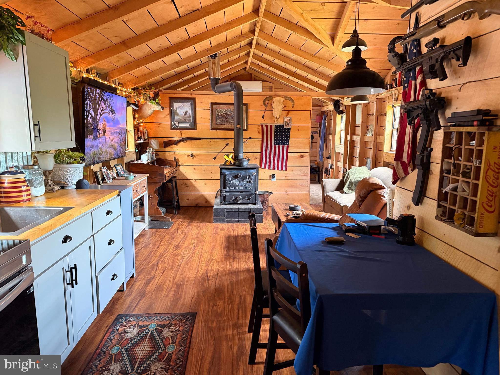 VALLEY HIGH TIMBER FARMS - Residential
