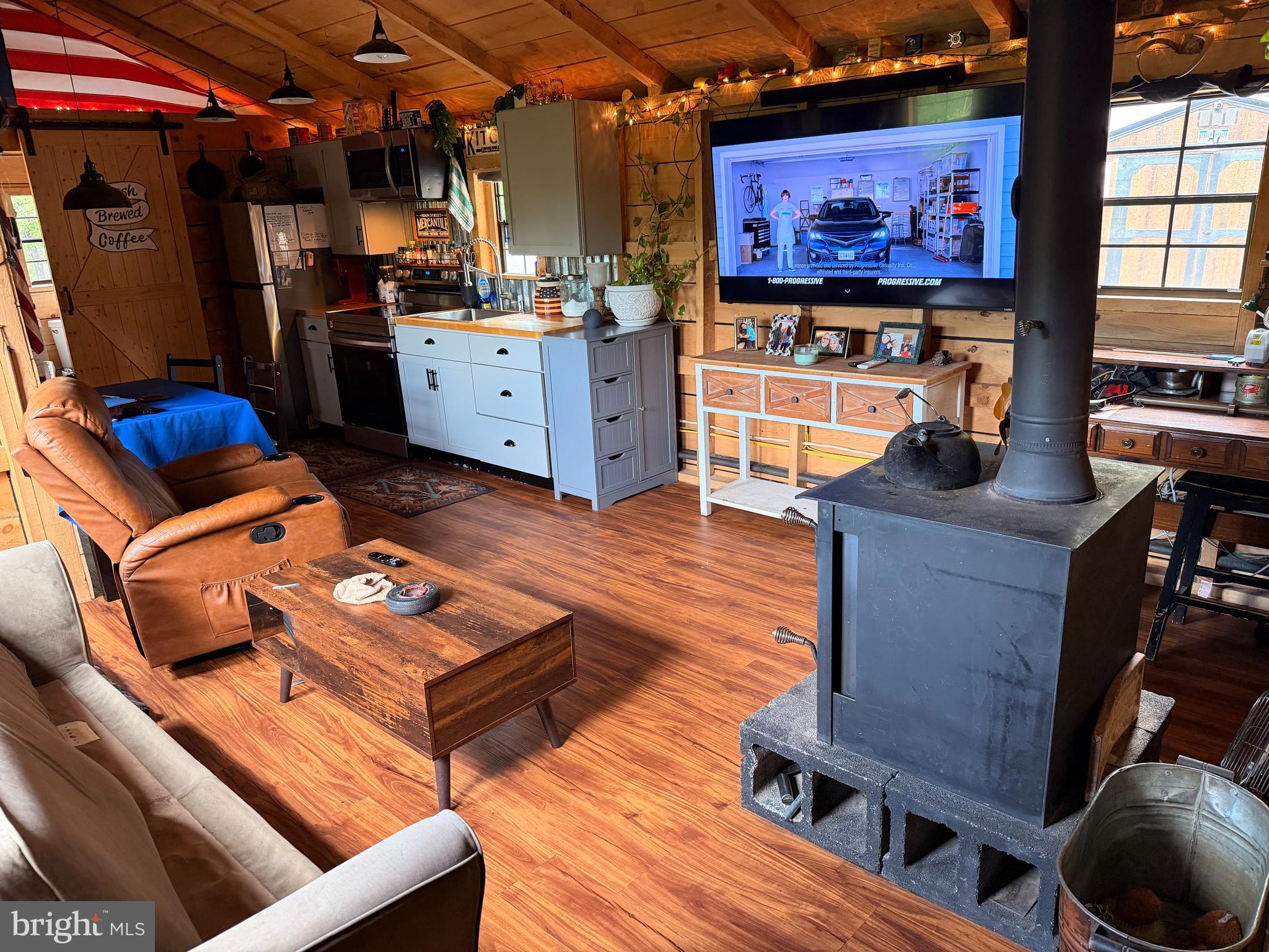 VALLEY HIGH TIMBER FARMS - Residential