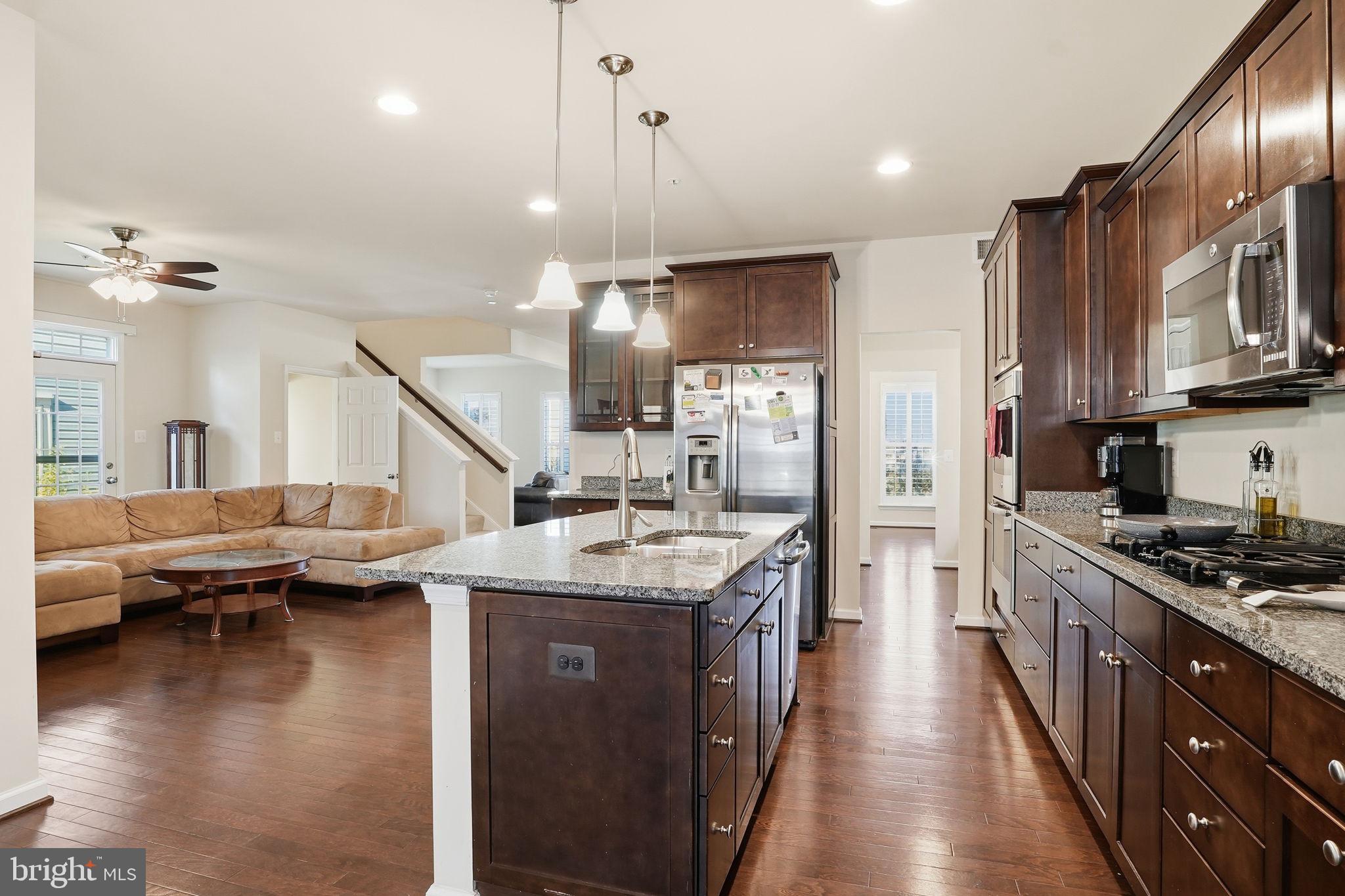 BRICK YARD STATION - Residential