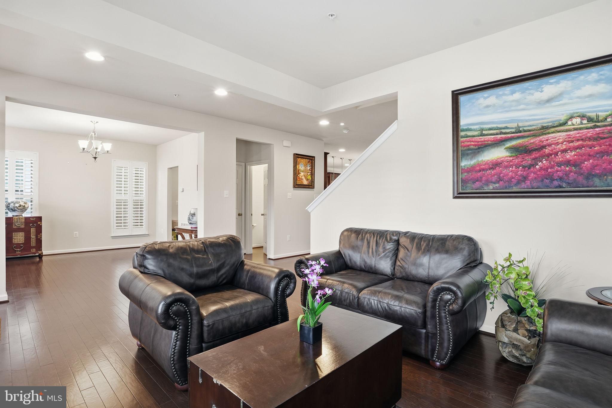 BRICK YARD STATION - Residential